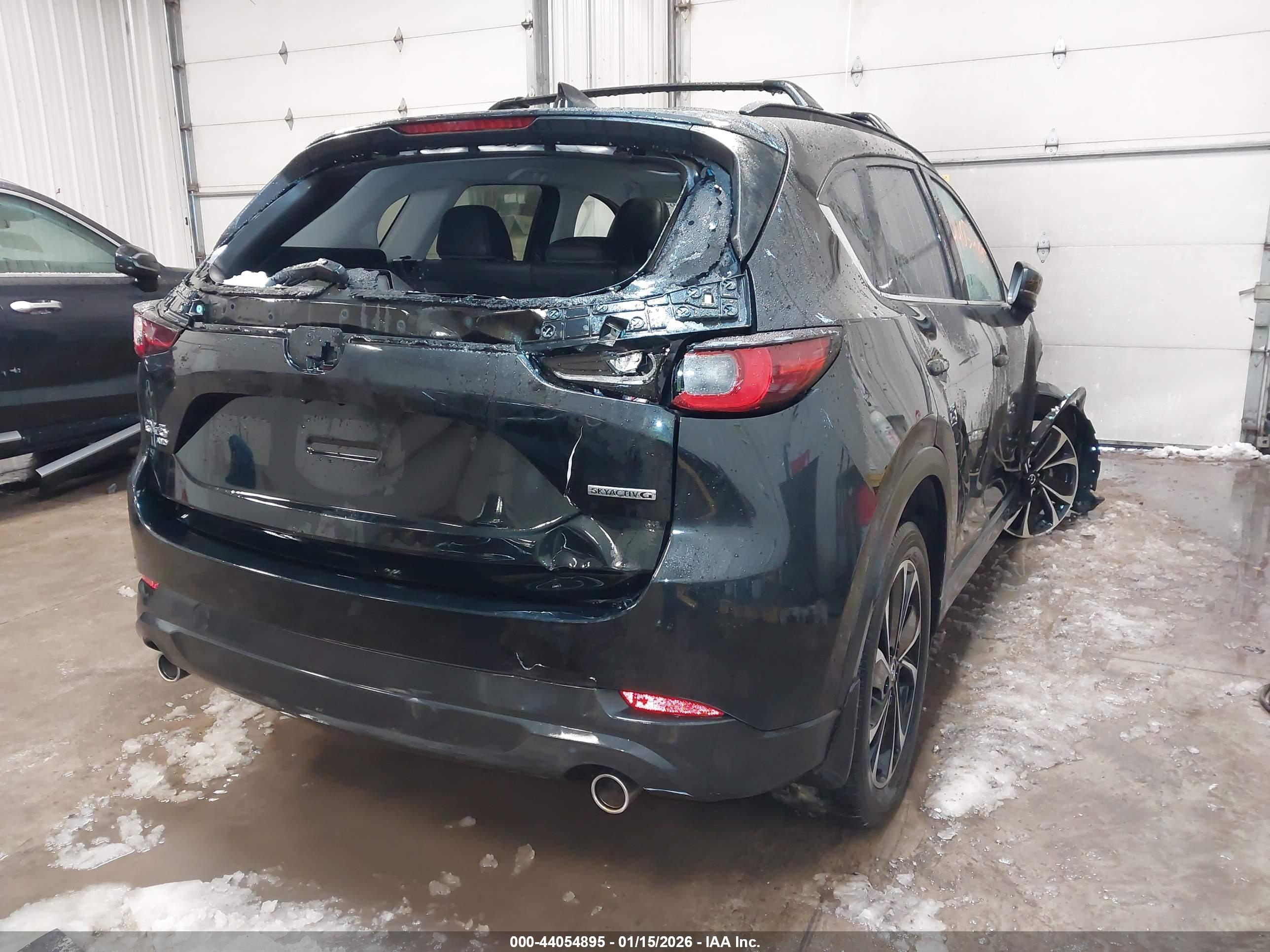 MAZDA CX-5 image 4