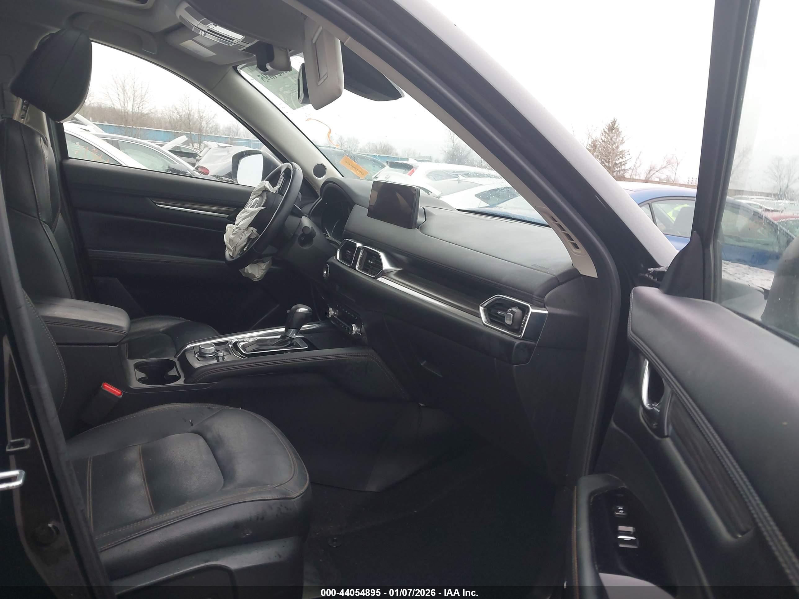 MAZDA CX-5 image 5