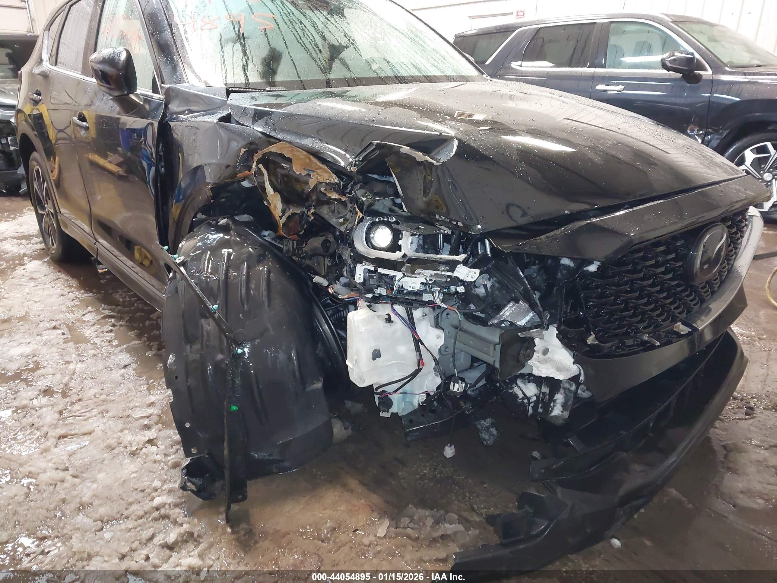 MAZDA CX-5 image 6