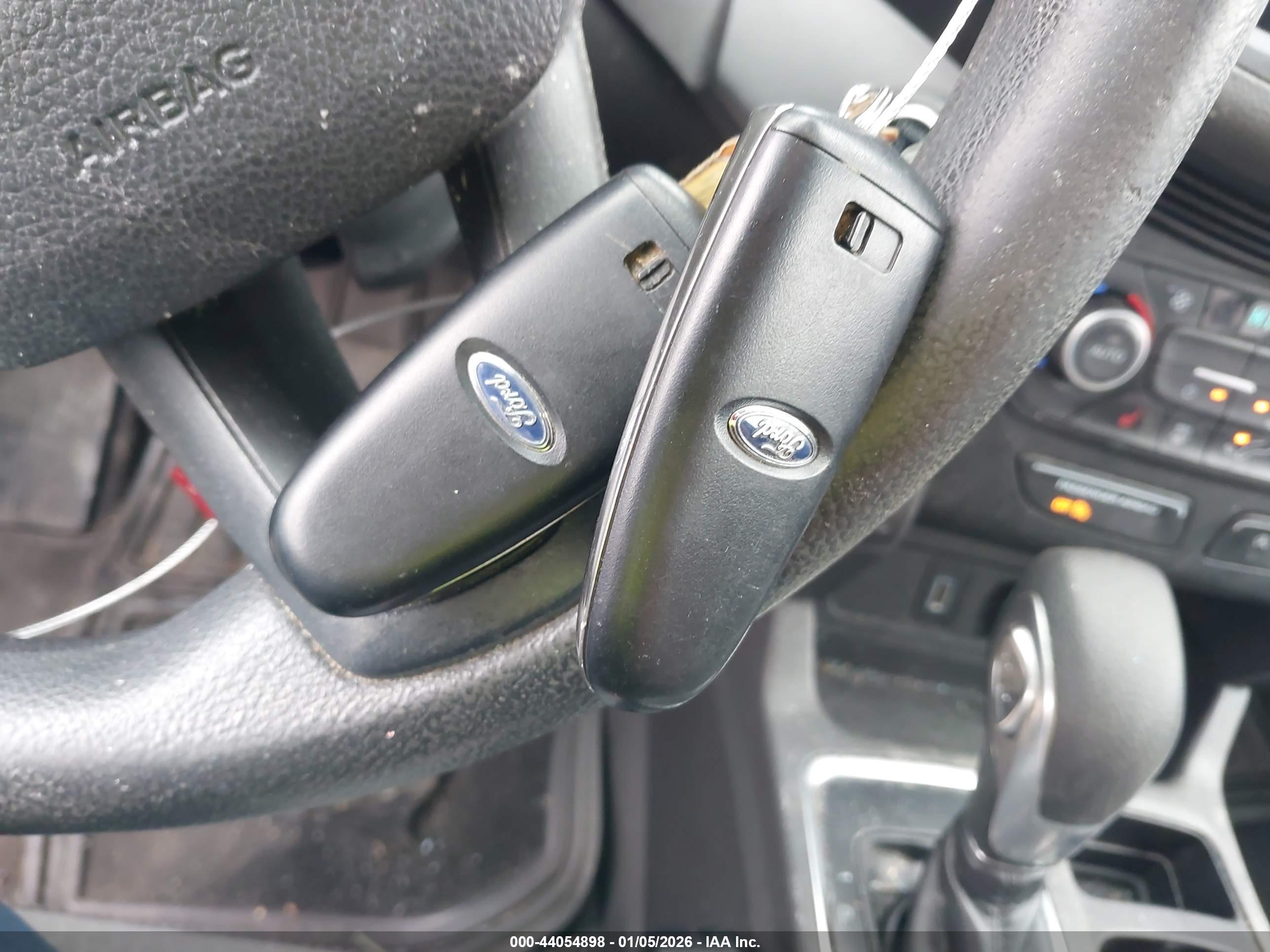 FORD ESCAPE image 11