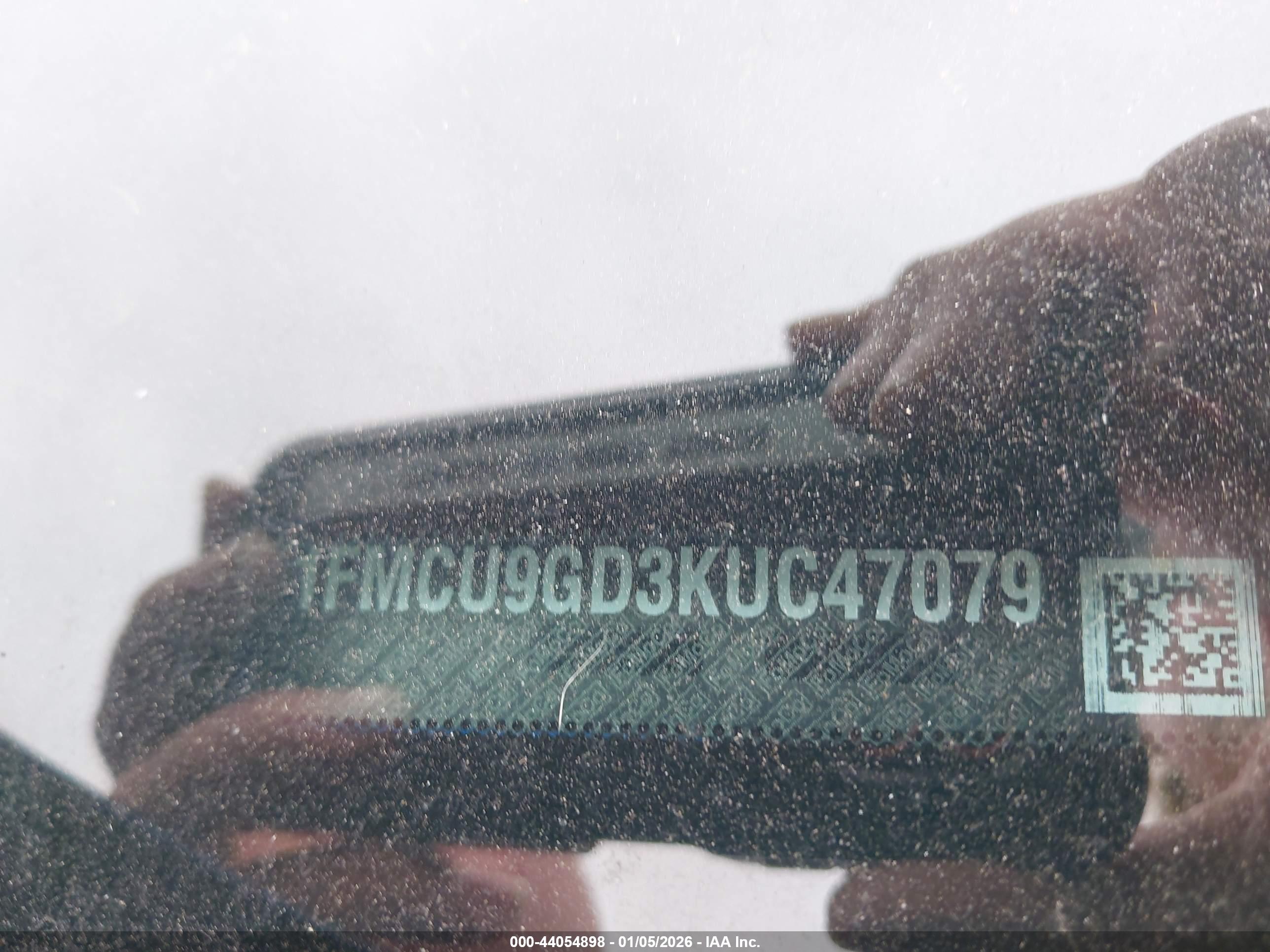FORD ESCAPE image 9