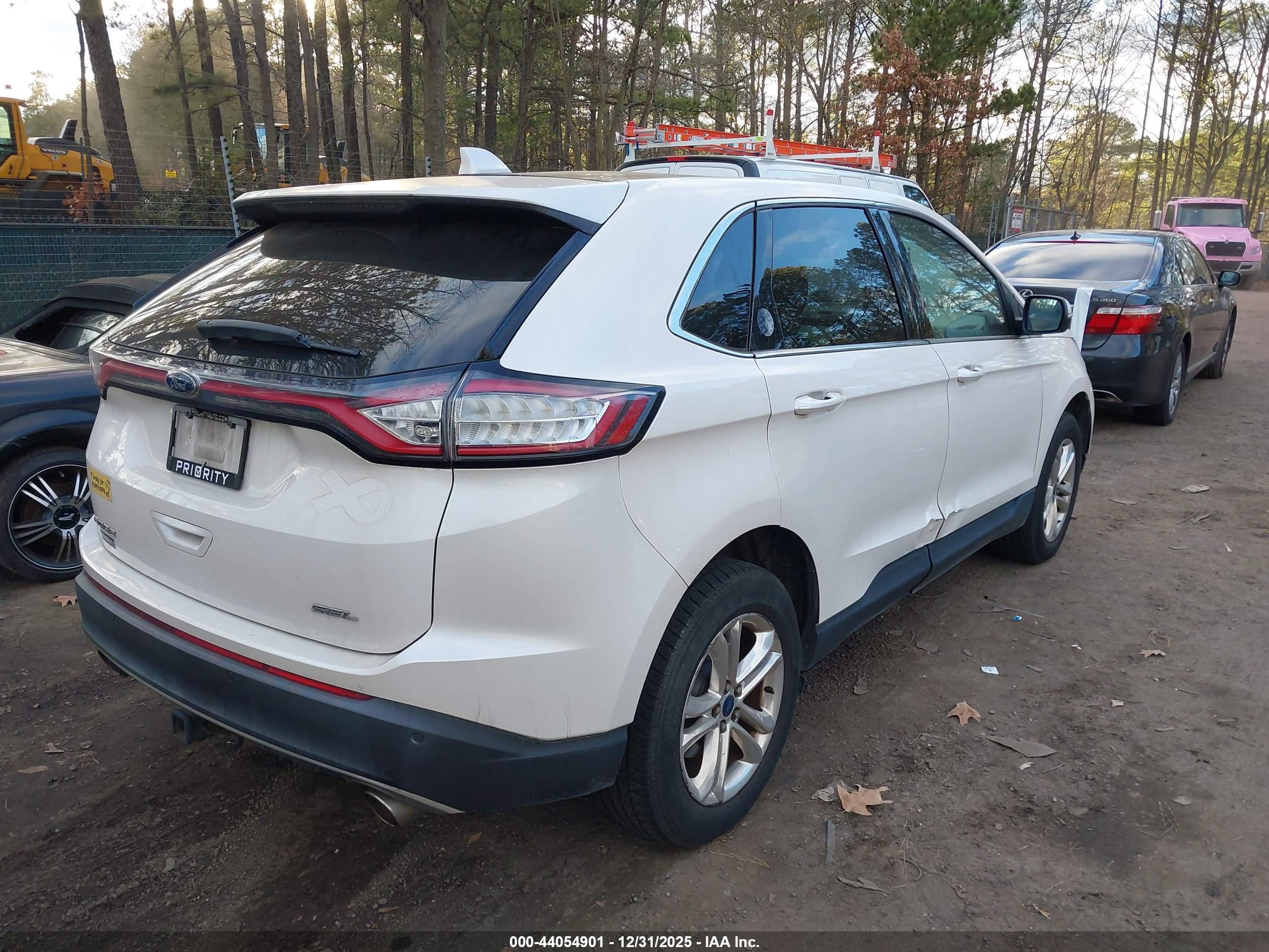 FORD EDGE image 4