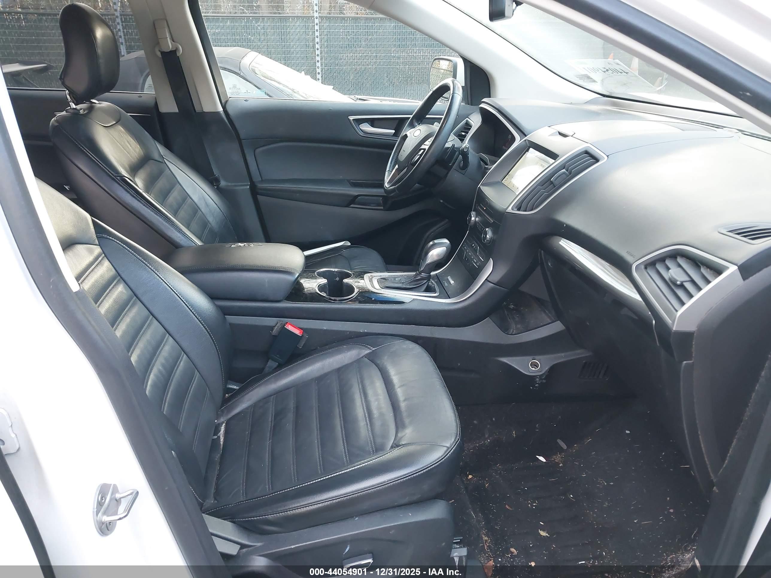 FORD EDGE image 5