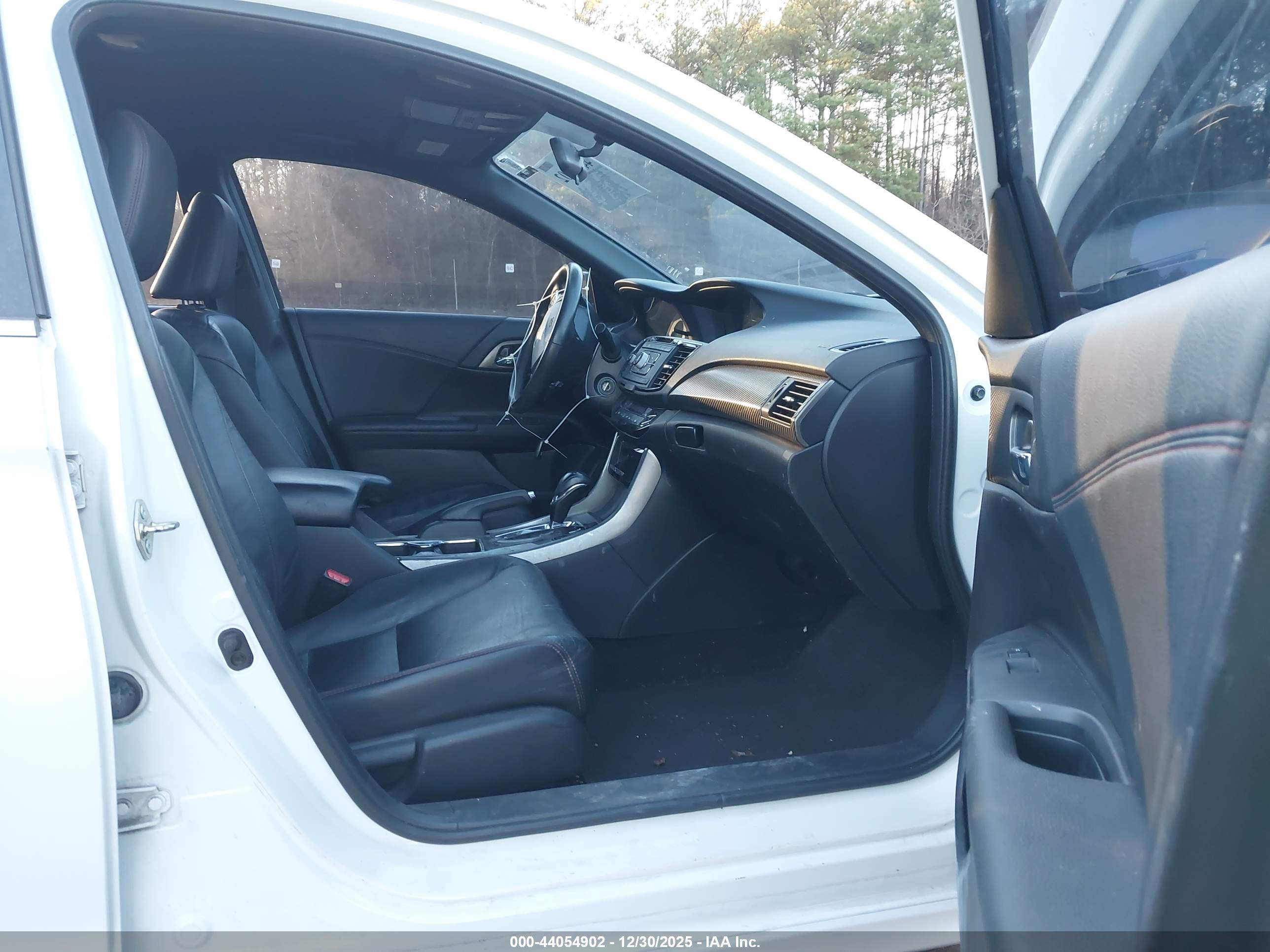 HONDA ACCORD image 5