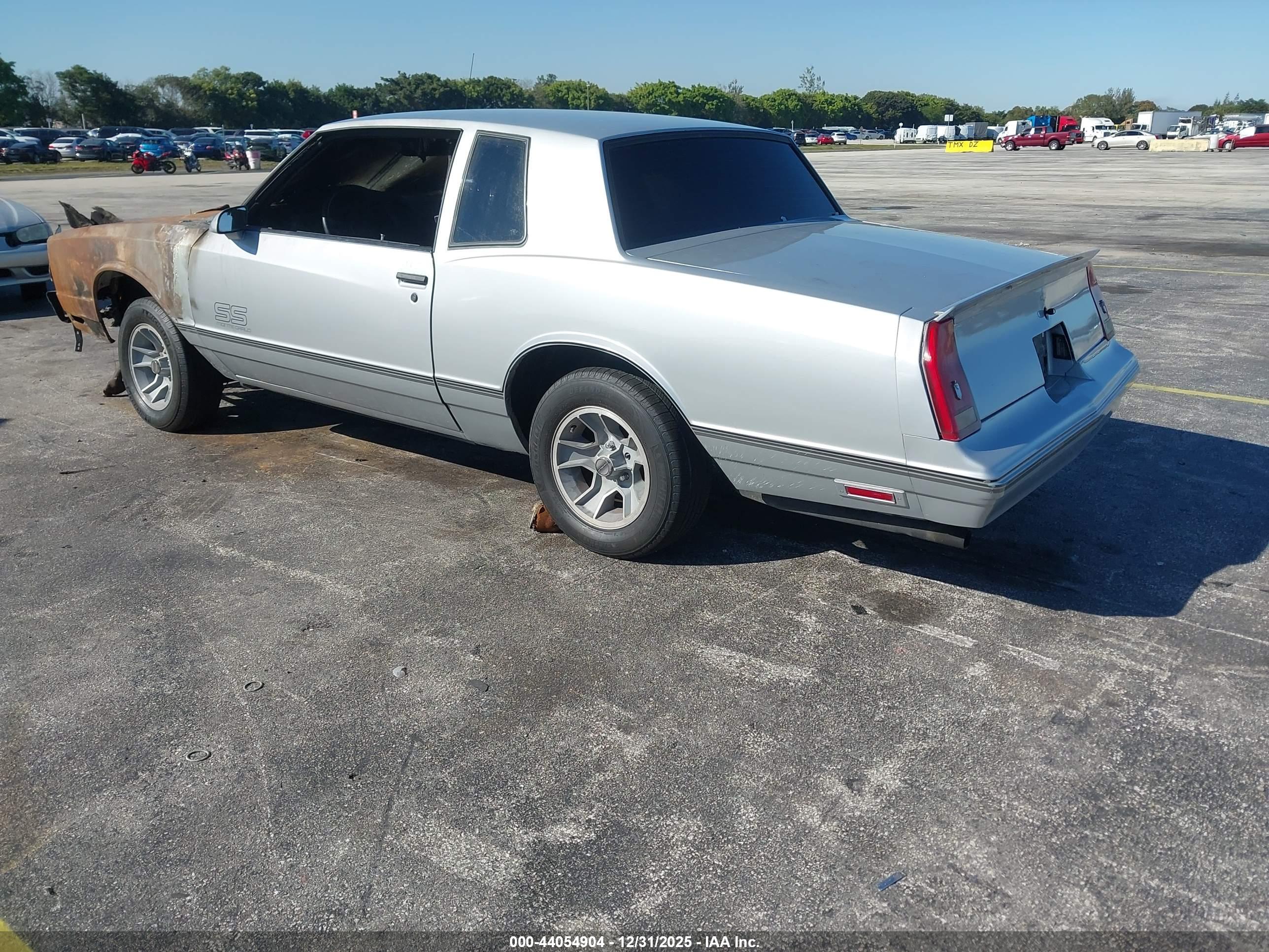 CHEVROLET MONTE image 3