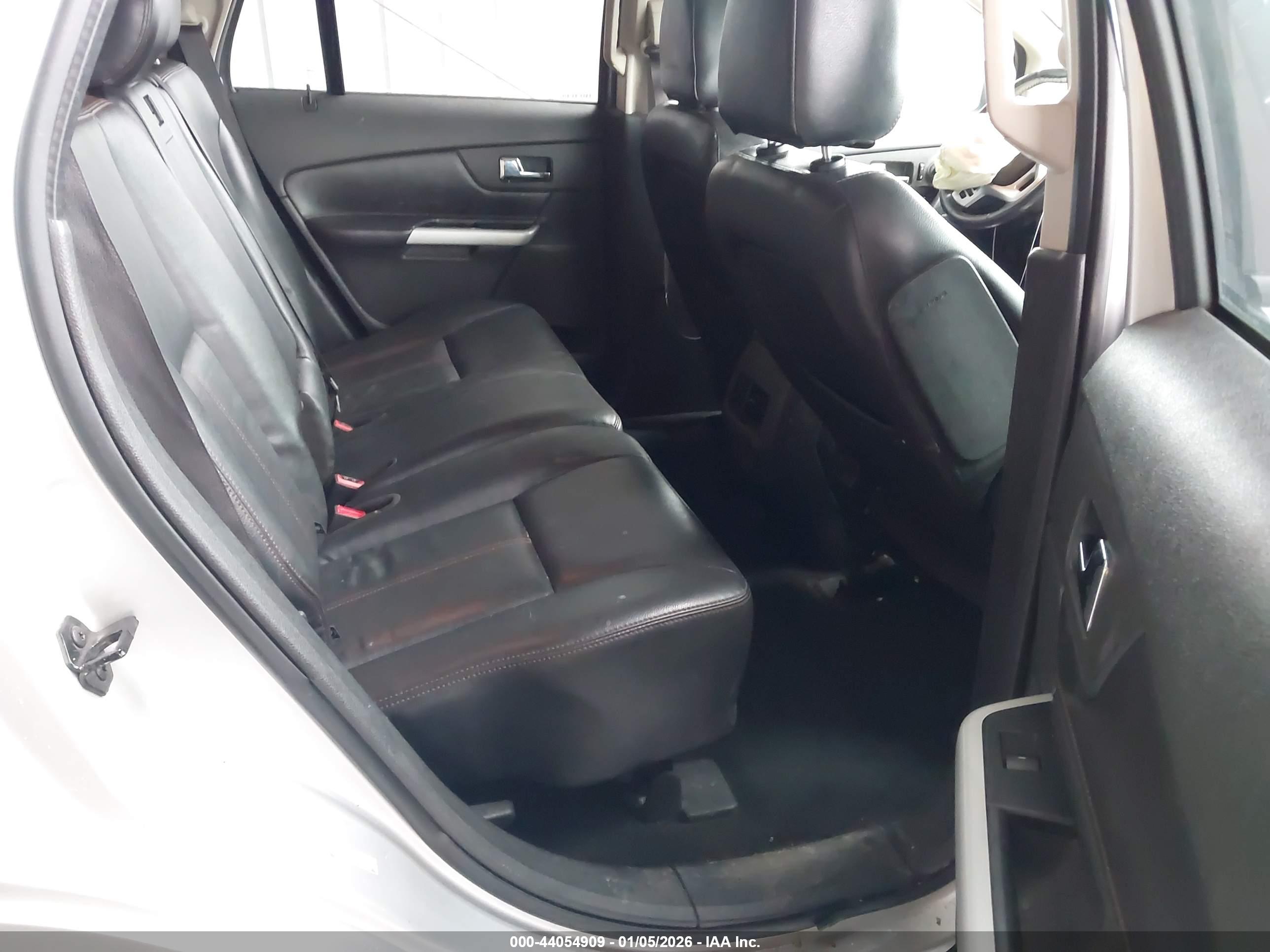 FORD EDGE image 8