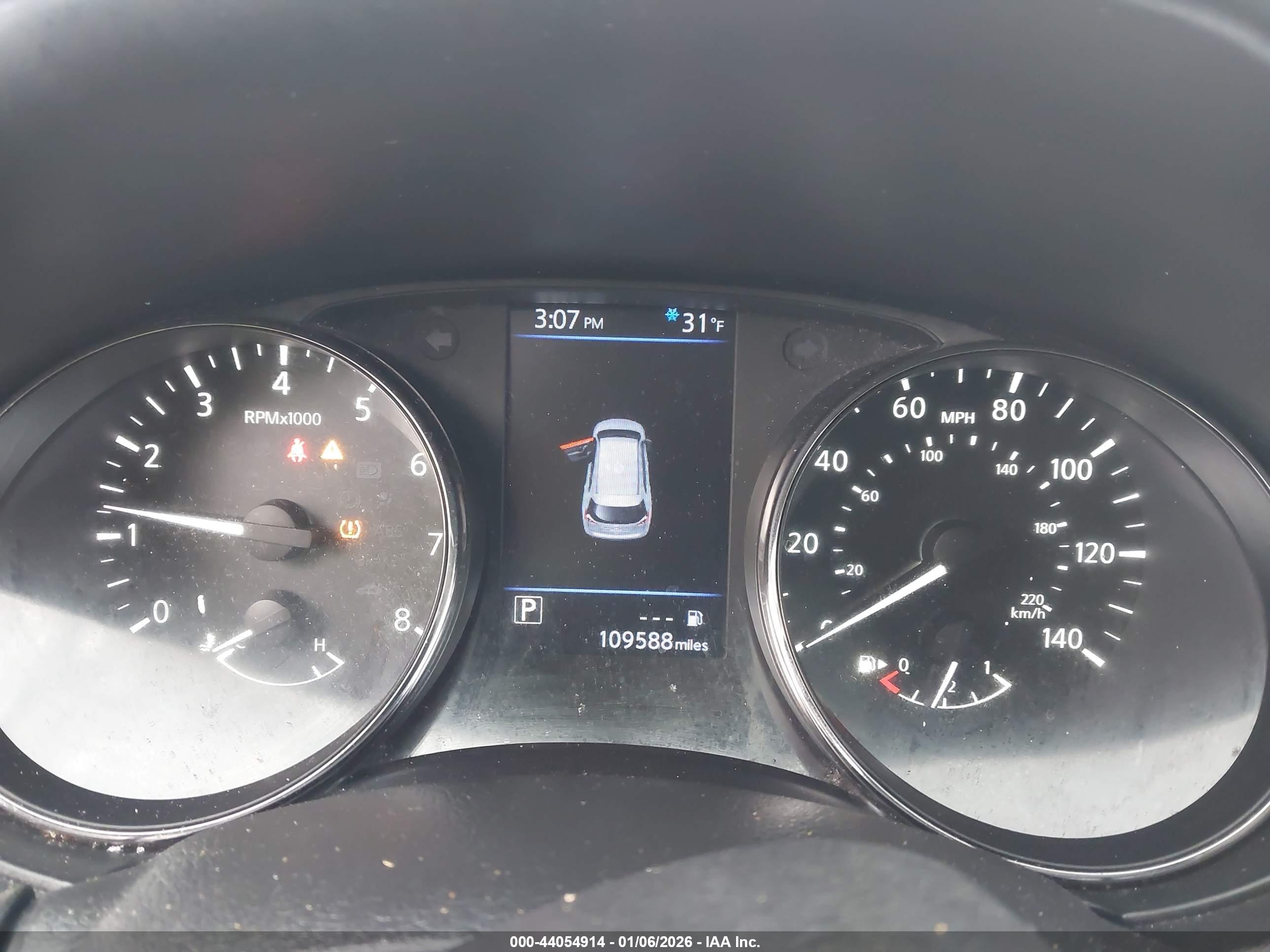 NISSAN ROGUE image 7