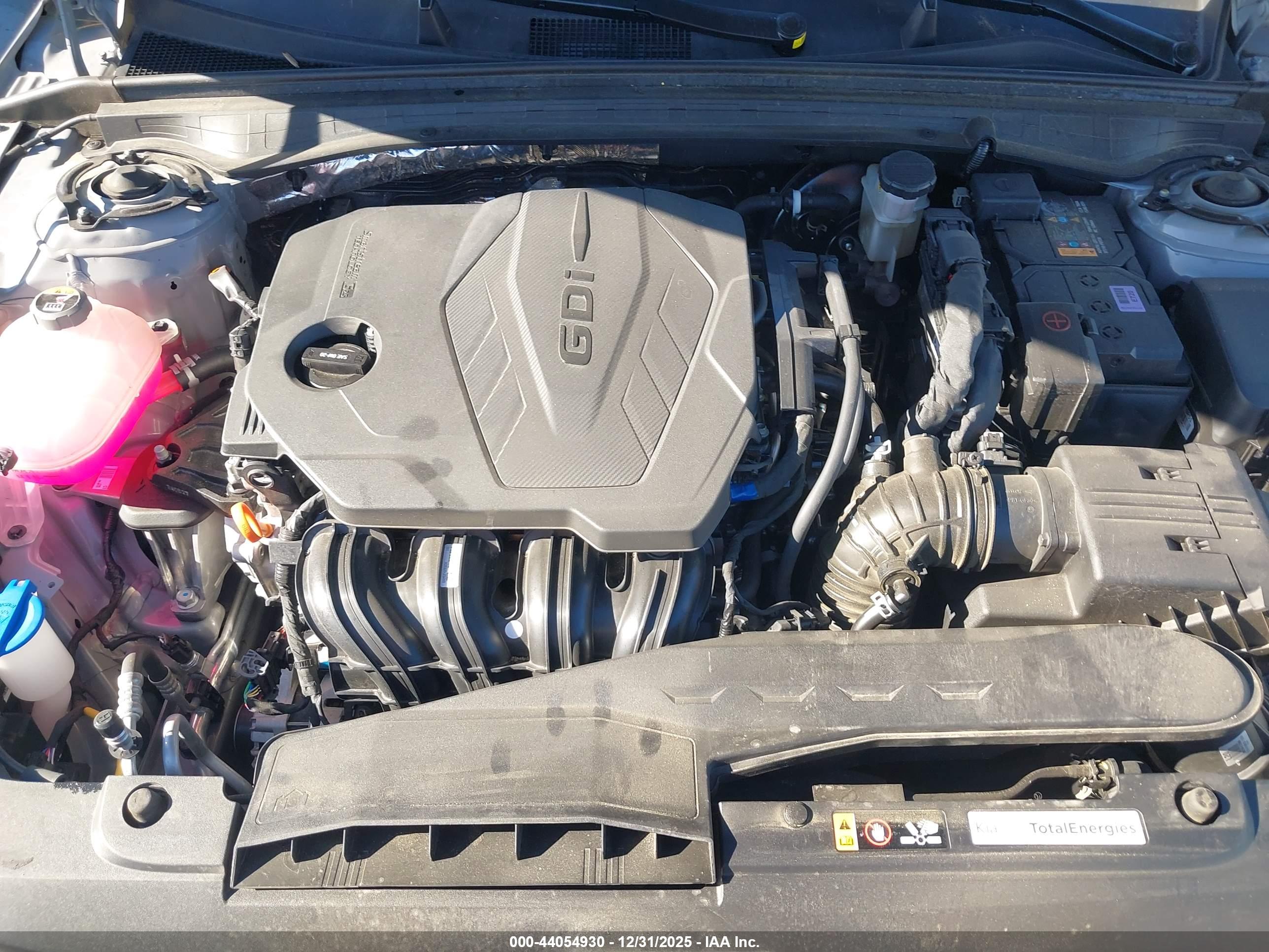 KIA K5 image 10