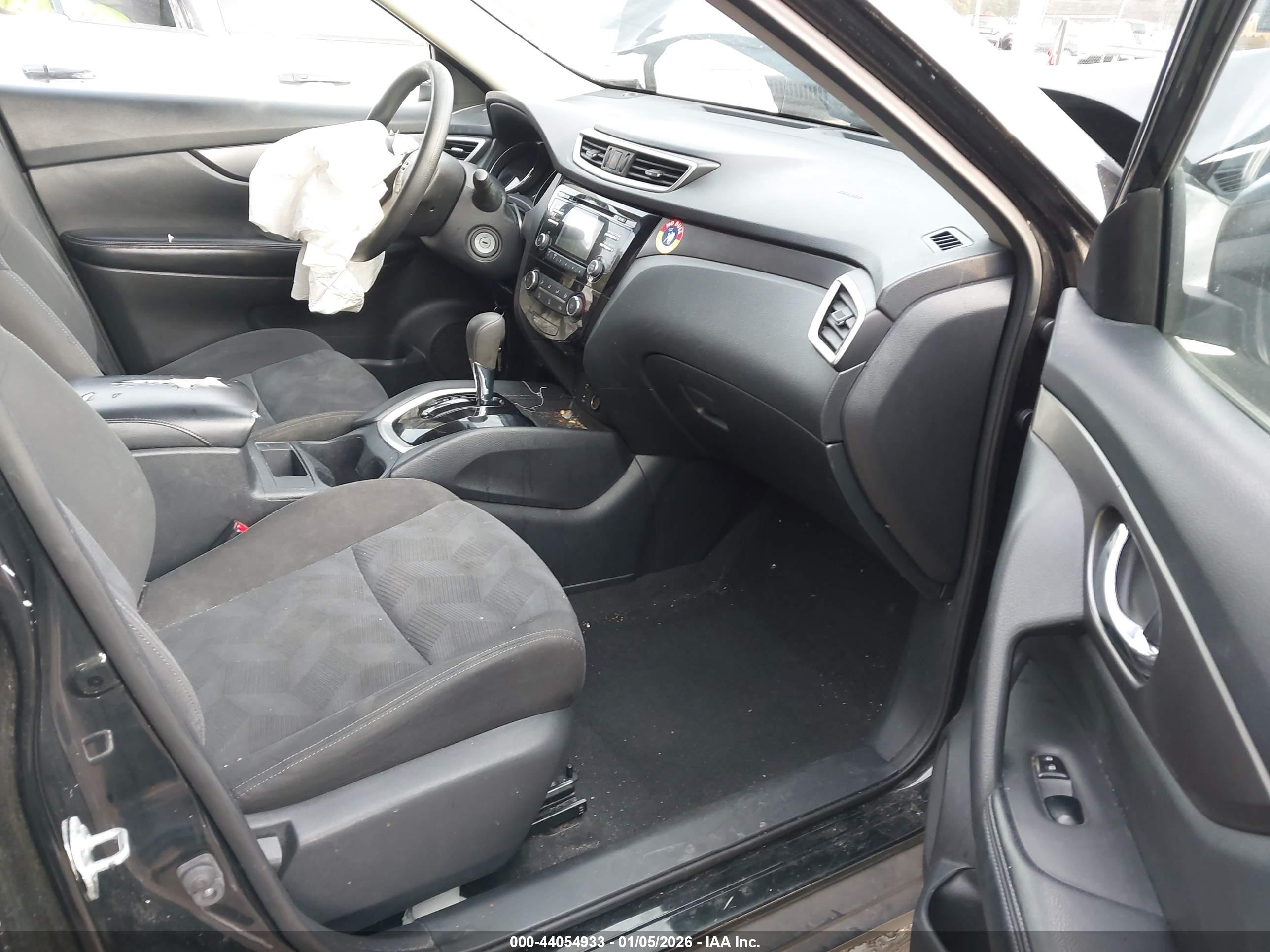 NISSAN ROGUE image 5
