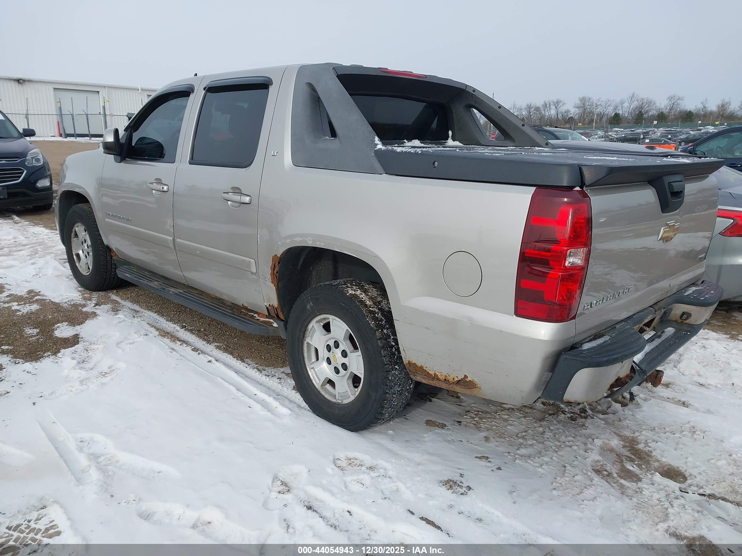 CHEVROLET AVALANCHE image 3