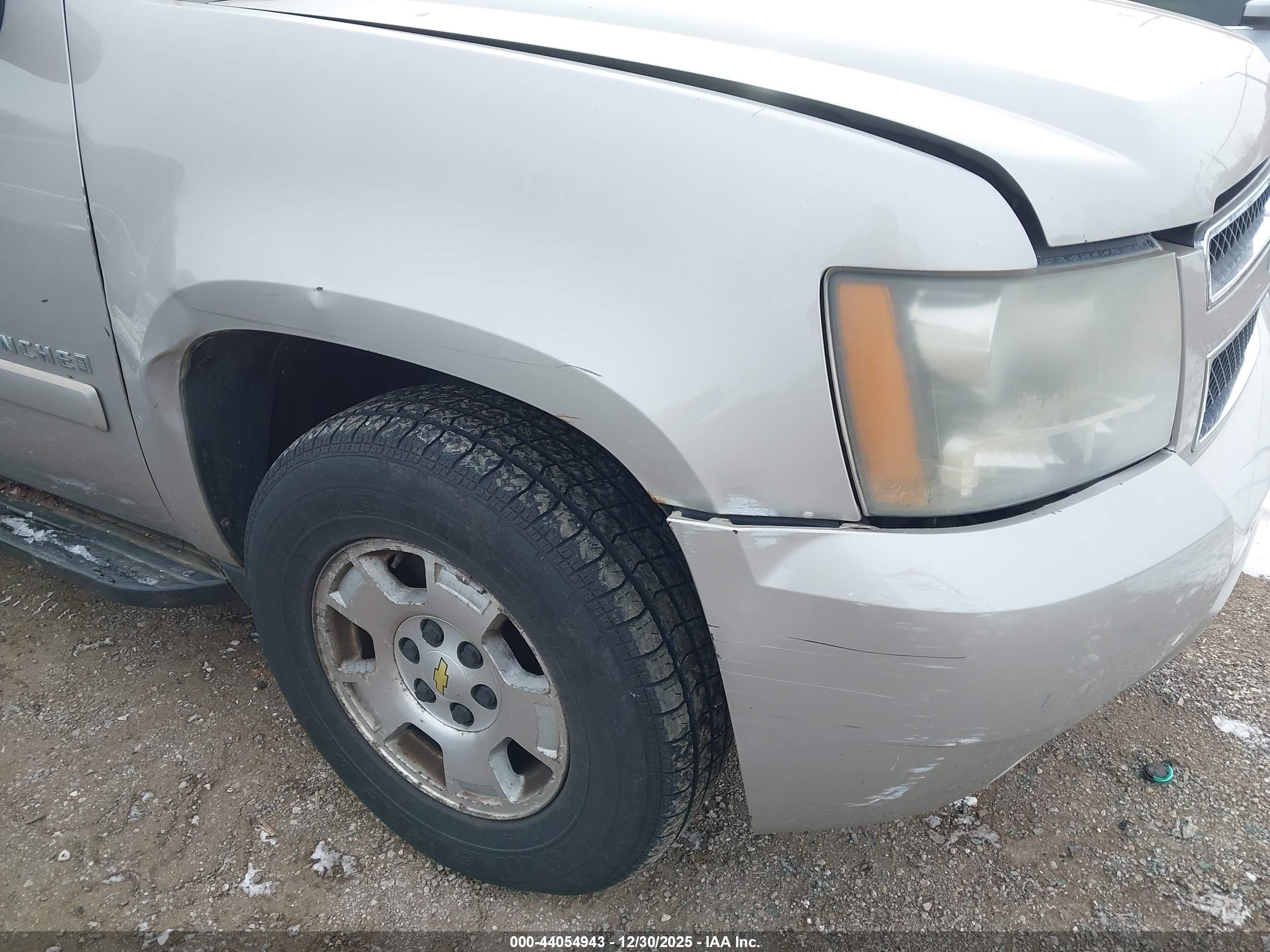 CHEVROLET AVALANCHE image 6