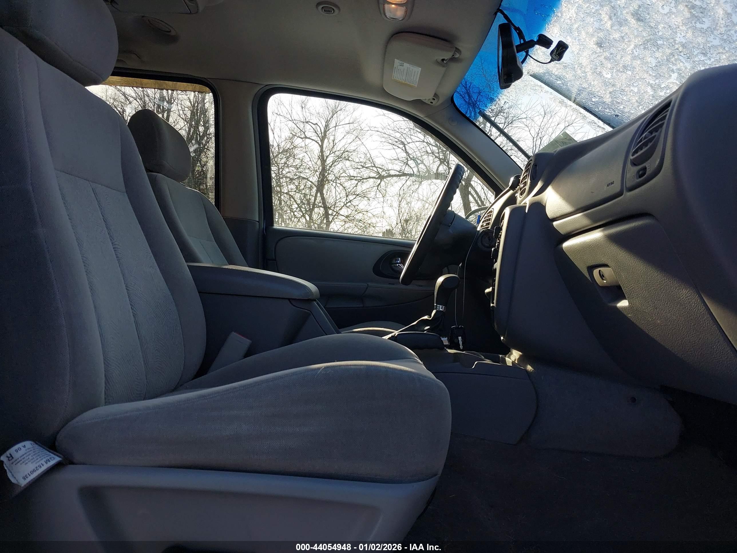 CHEVROLET TRAILBLAZER image 5