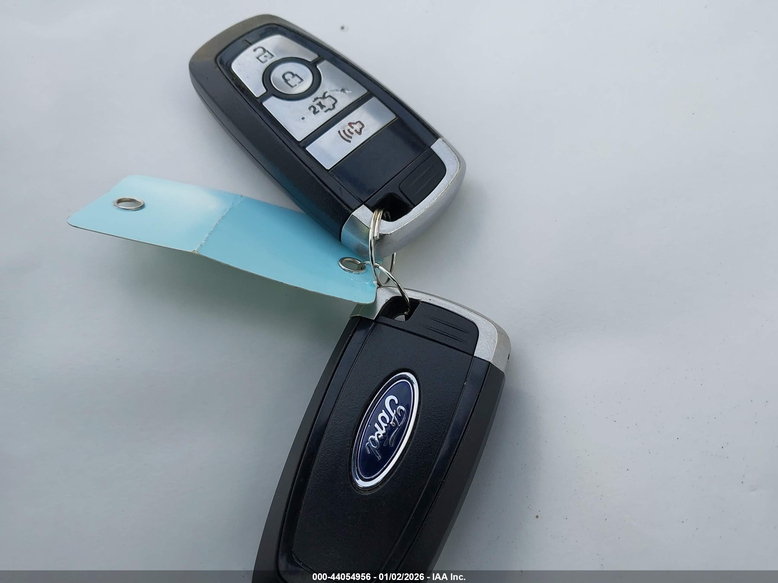 FORD FUSION image 11