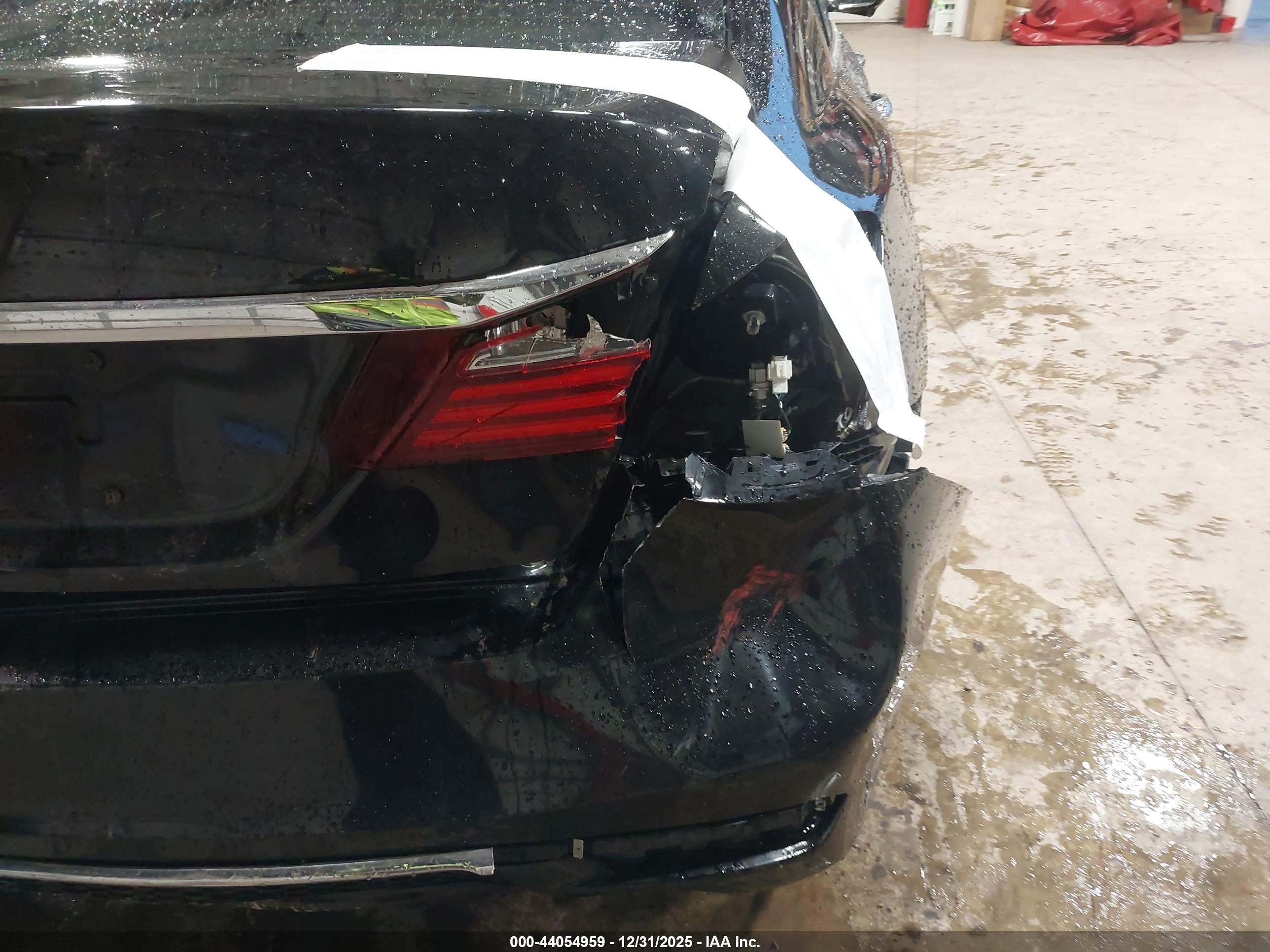 HONDA ACCORD image 6