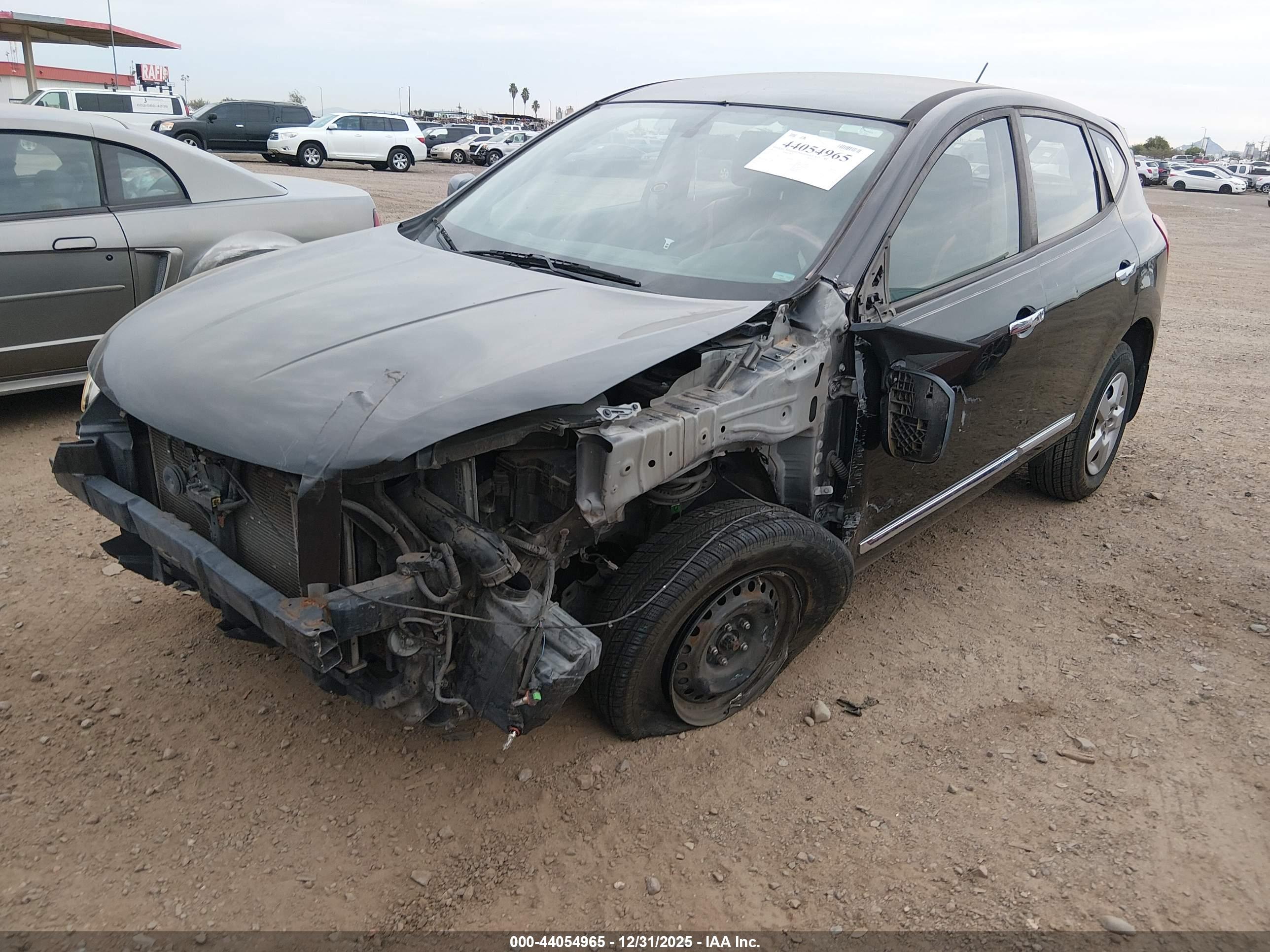 NISSAN ROGUE image 2