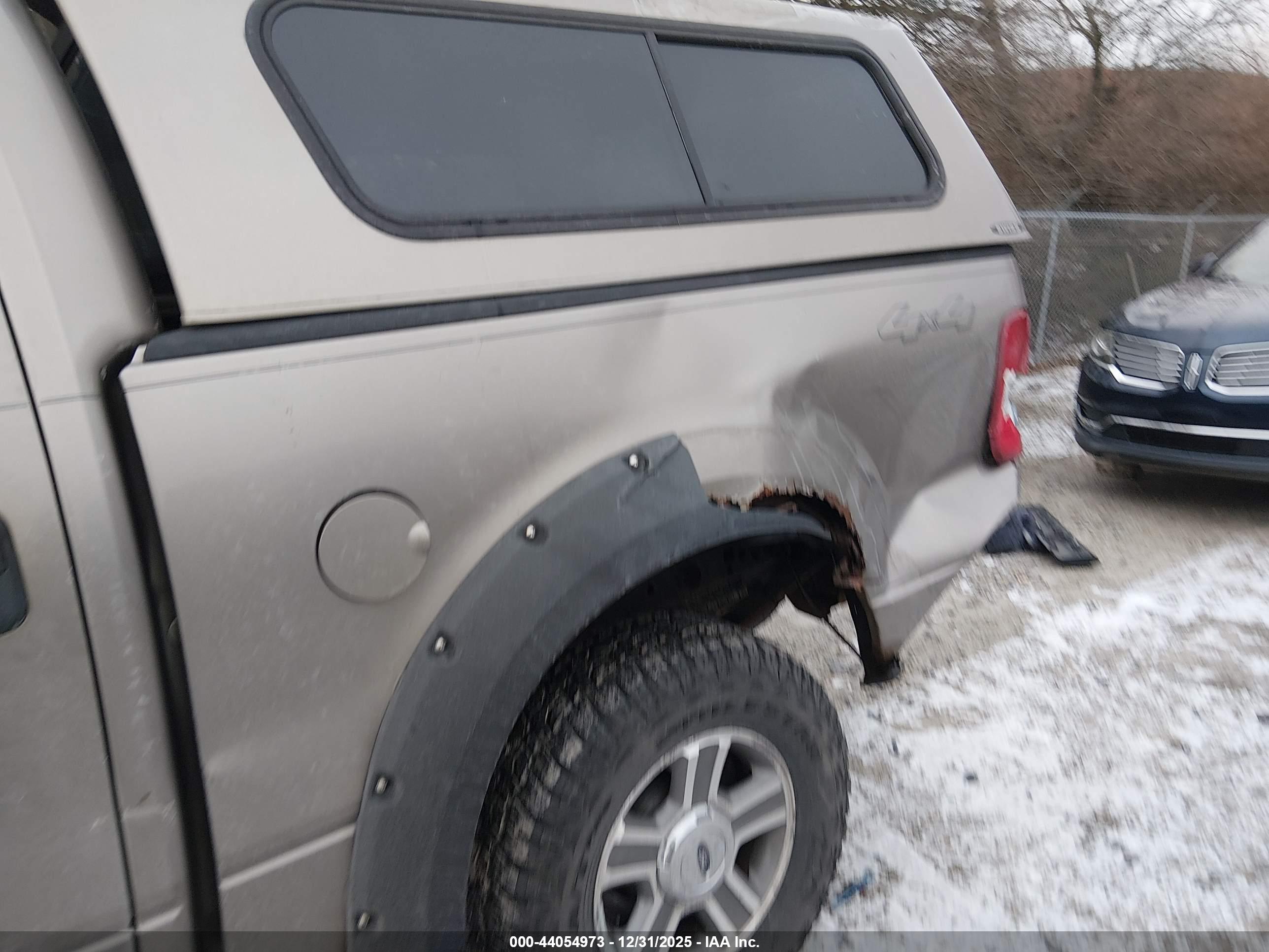 FORD F-150 image 6