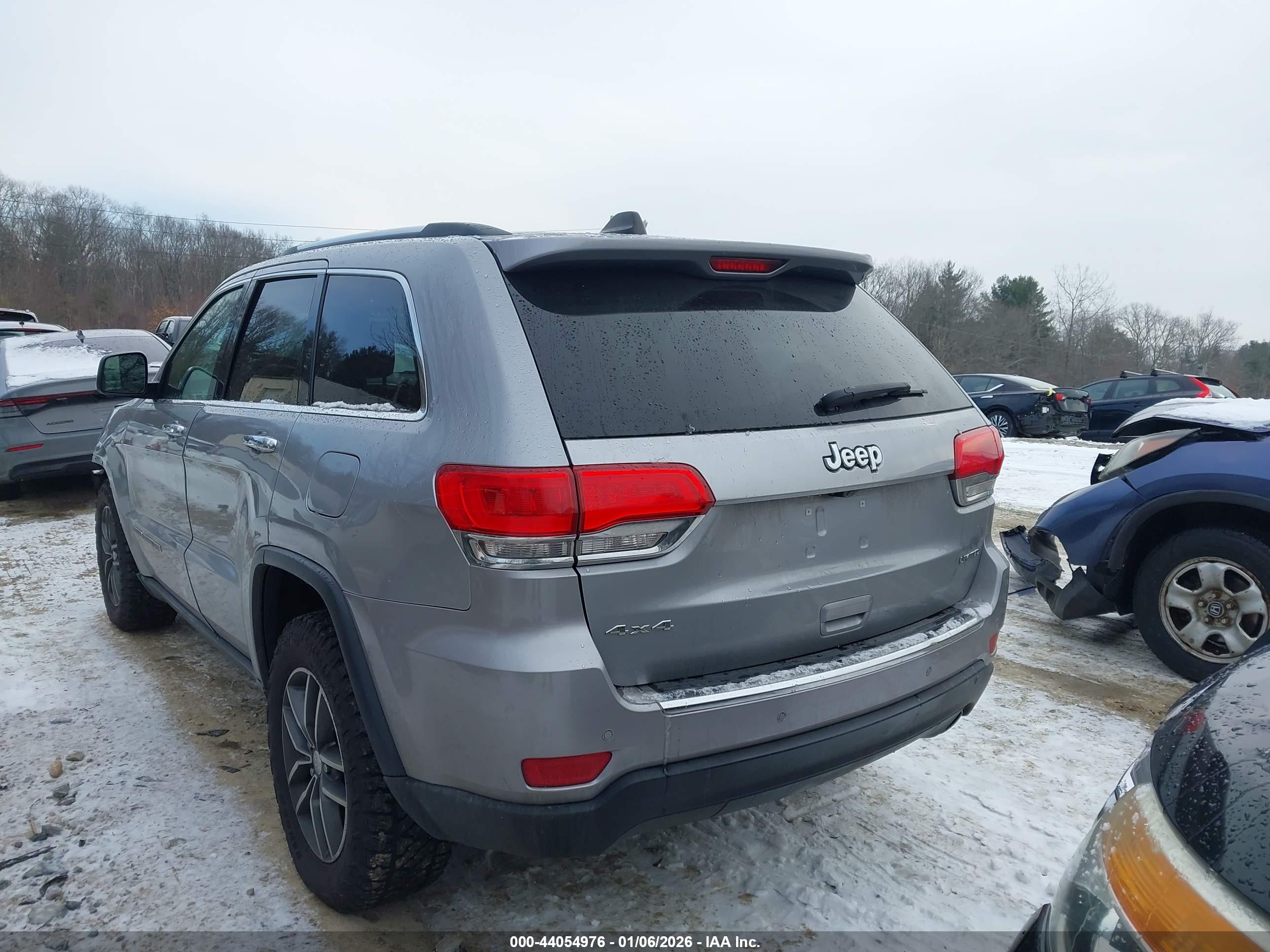 JEEP GRAND image 3