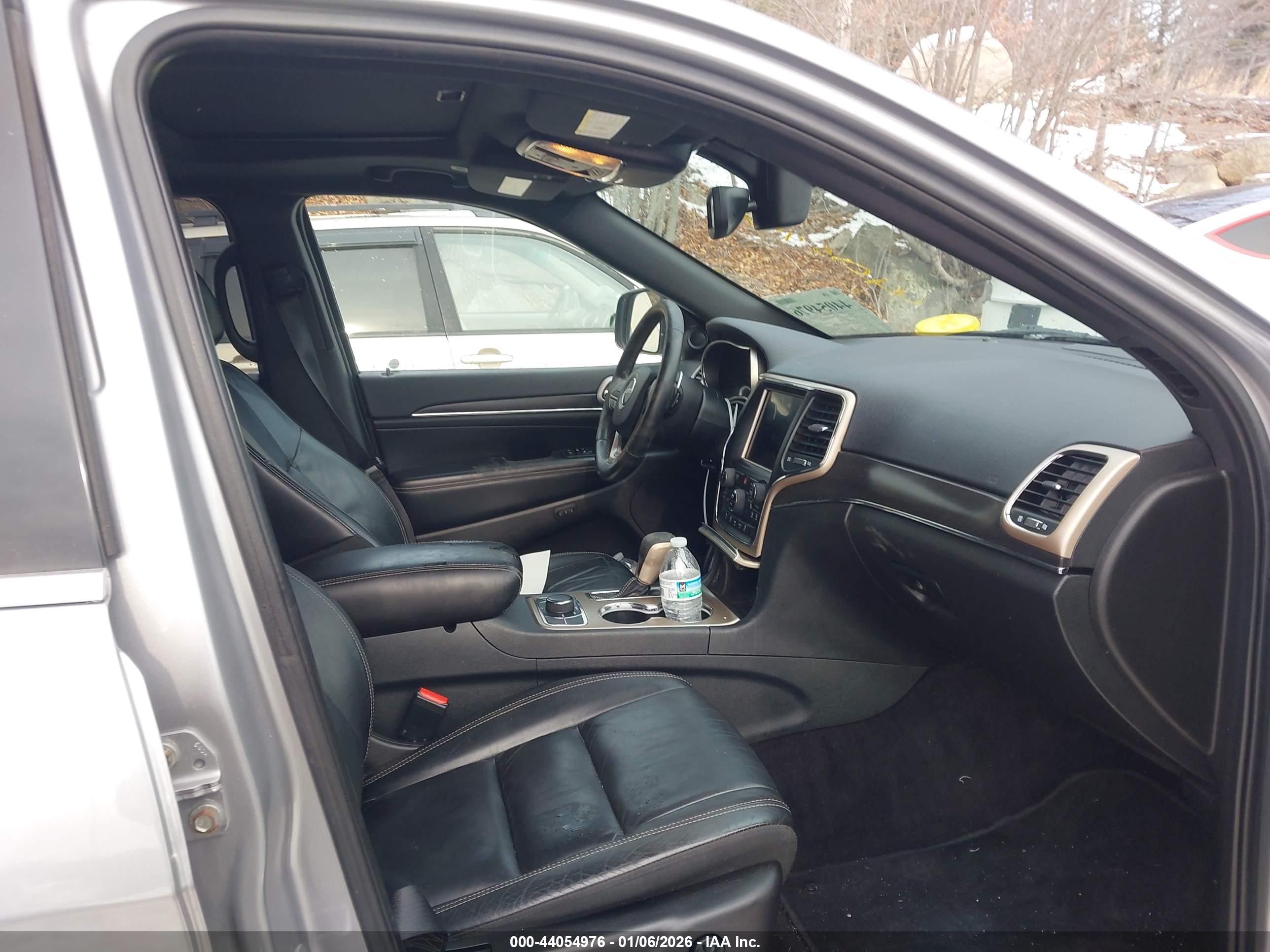 JEEP GRAND image 5