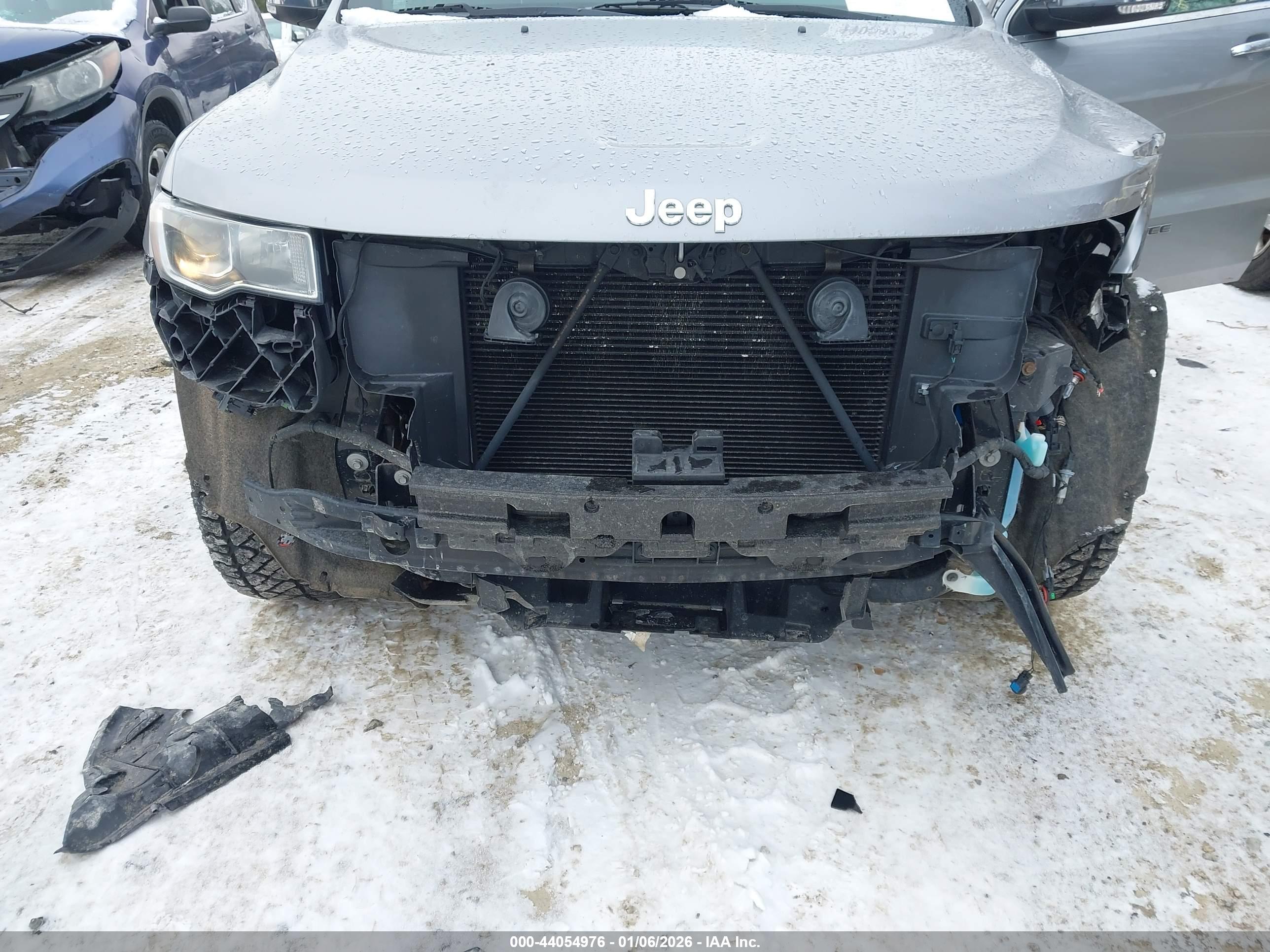 JEEP GRAND image 6