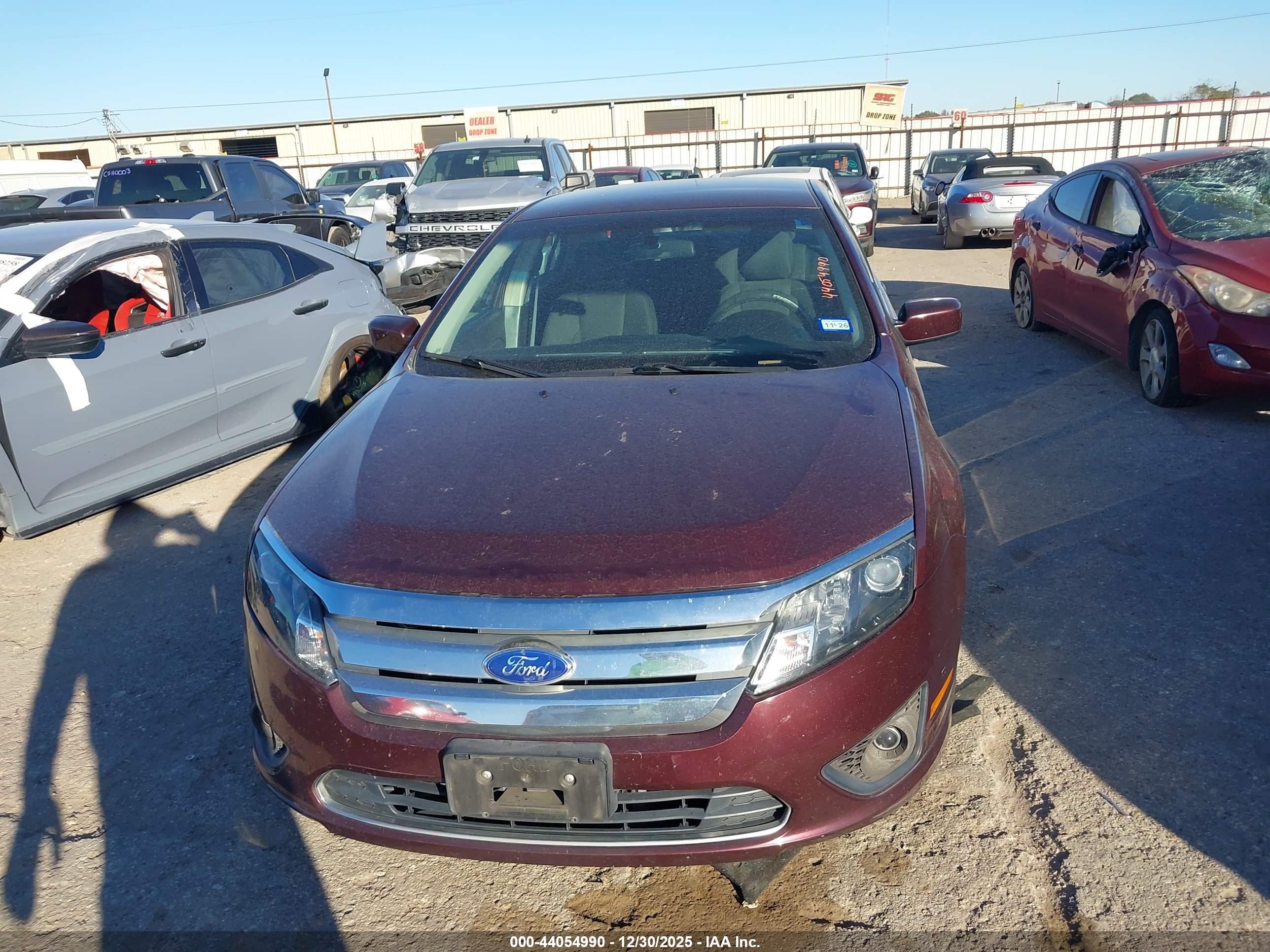 FORD FUSION image 6