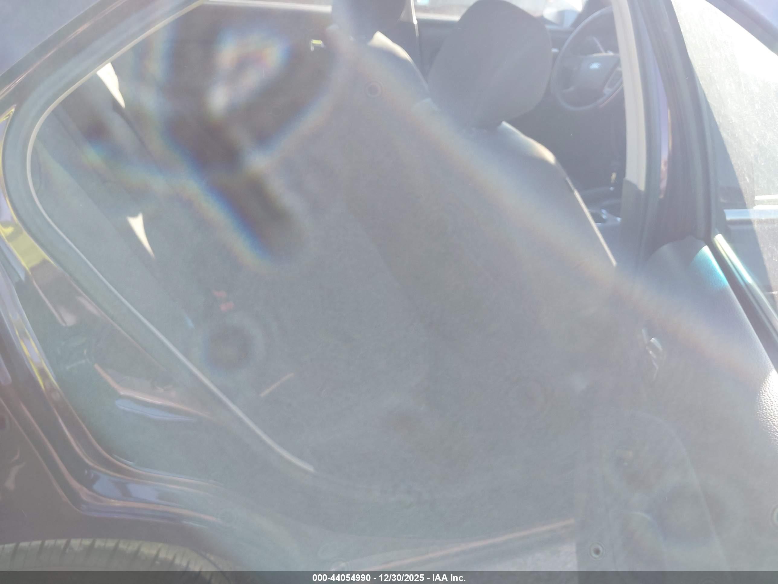 FORD FUSION image 8