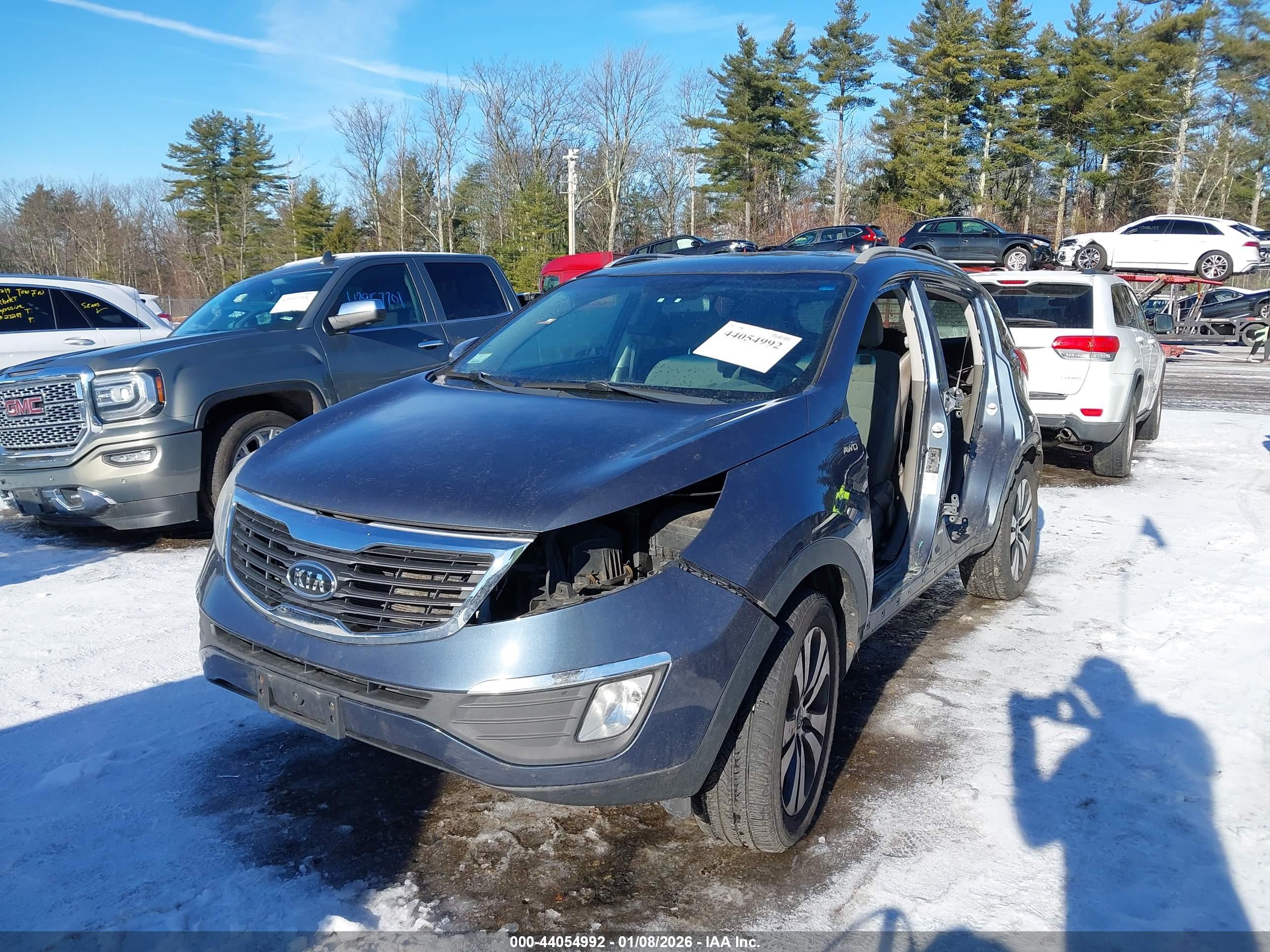 KIA SPORTAGE image 2