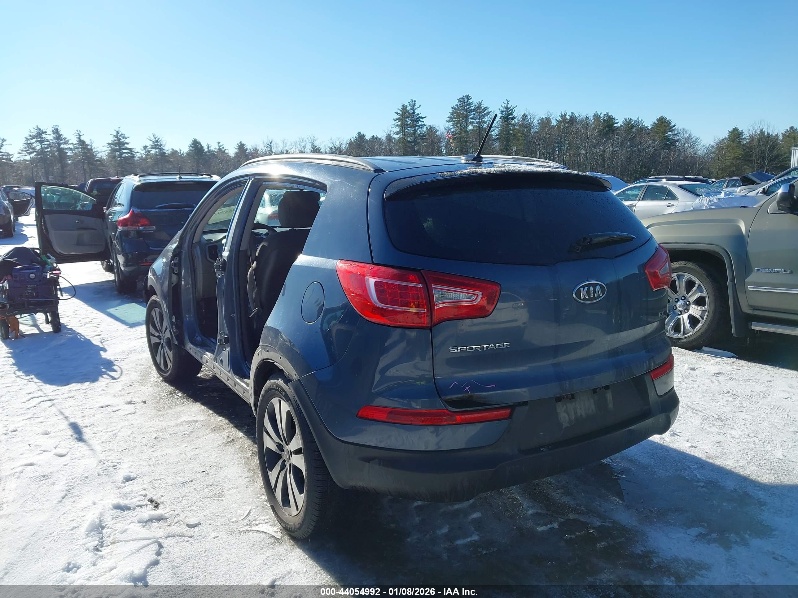 KIA SPORTAGE image 3
