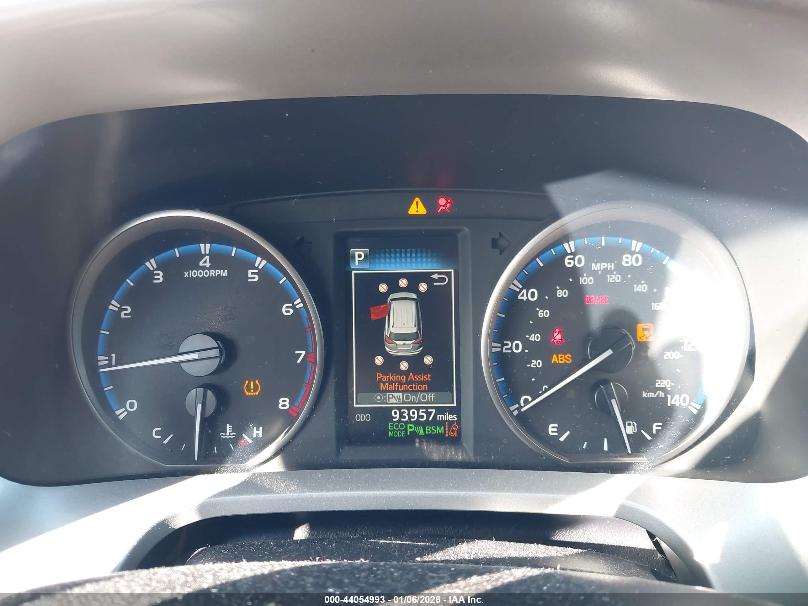 TOYOTA RAV4 image 7