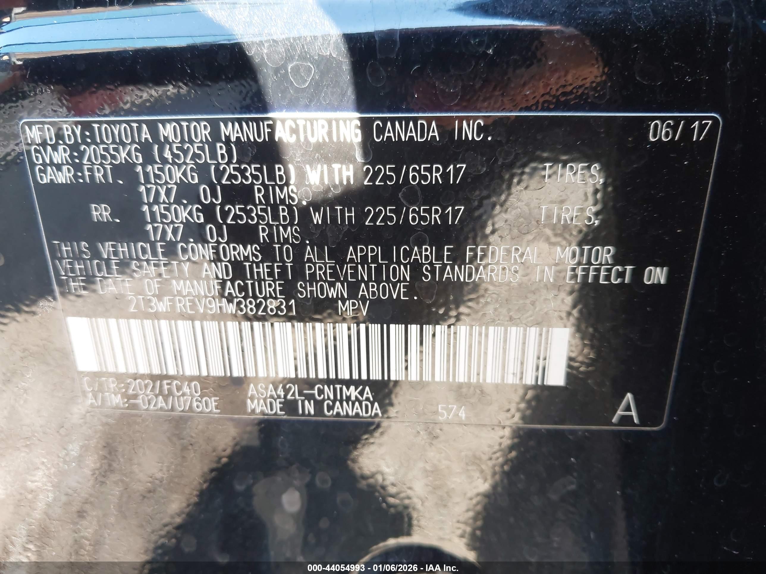 TOYOTA RAV4 image 9