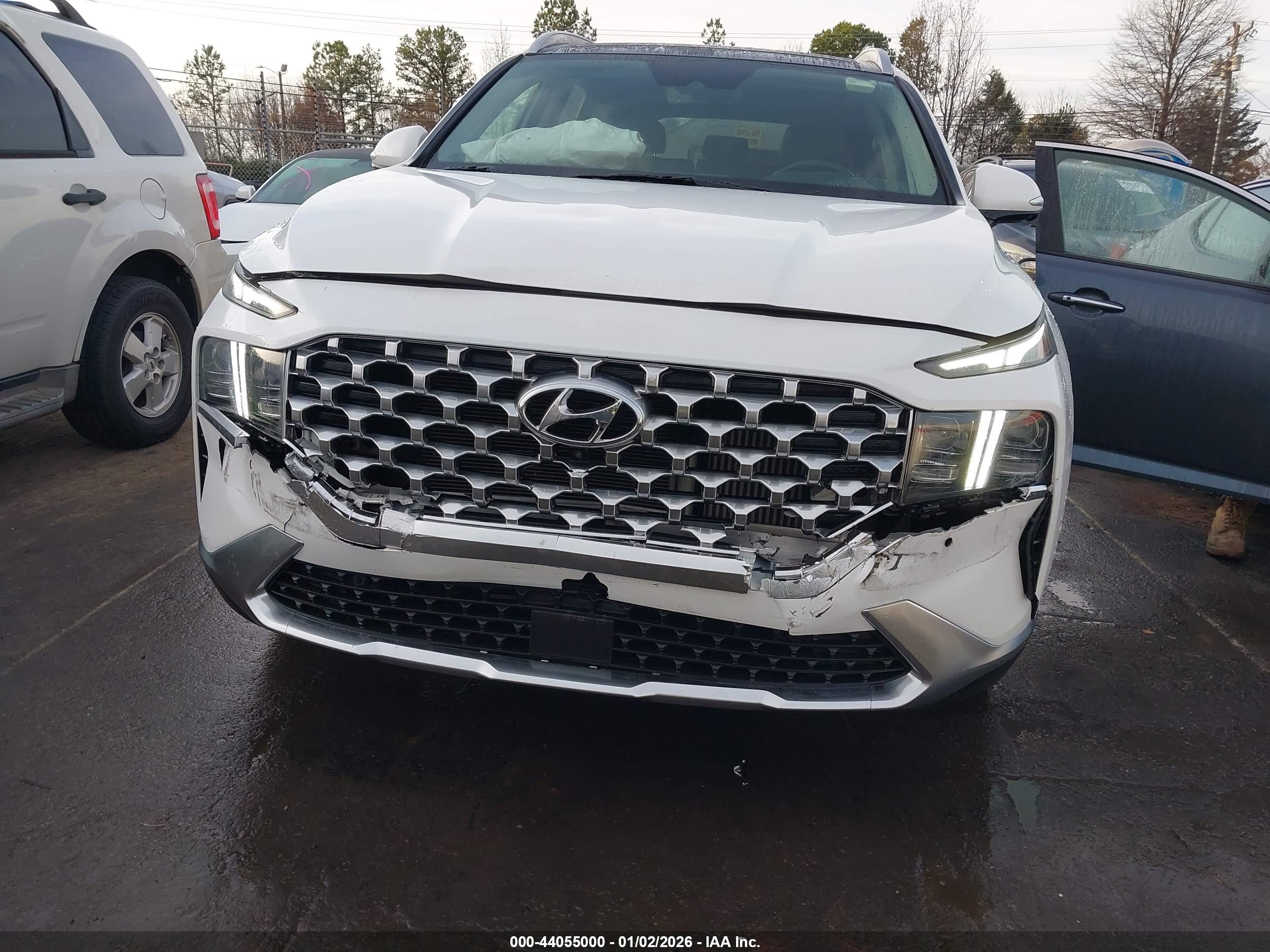 HYUNDAI SANTA image 6