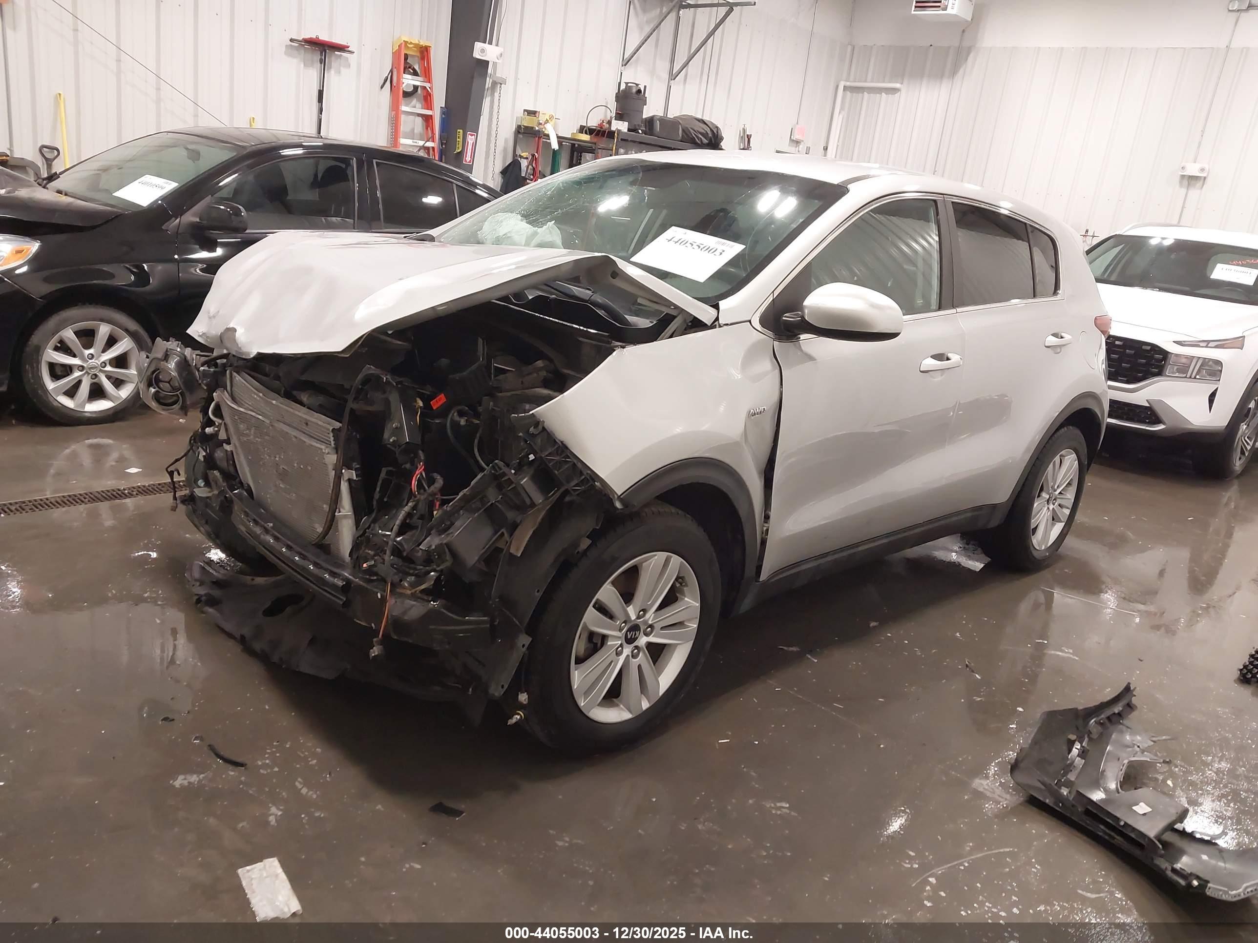 KIA SPORTAGE image 2
