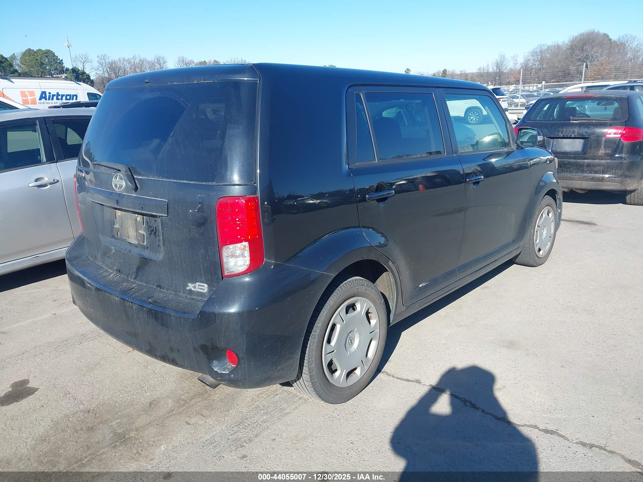 SCION XB image 4