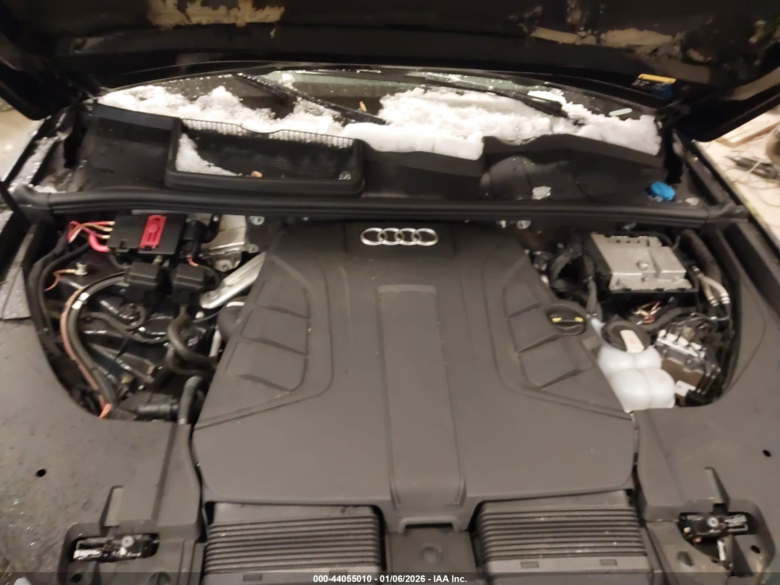 AUDI Q7 image 10