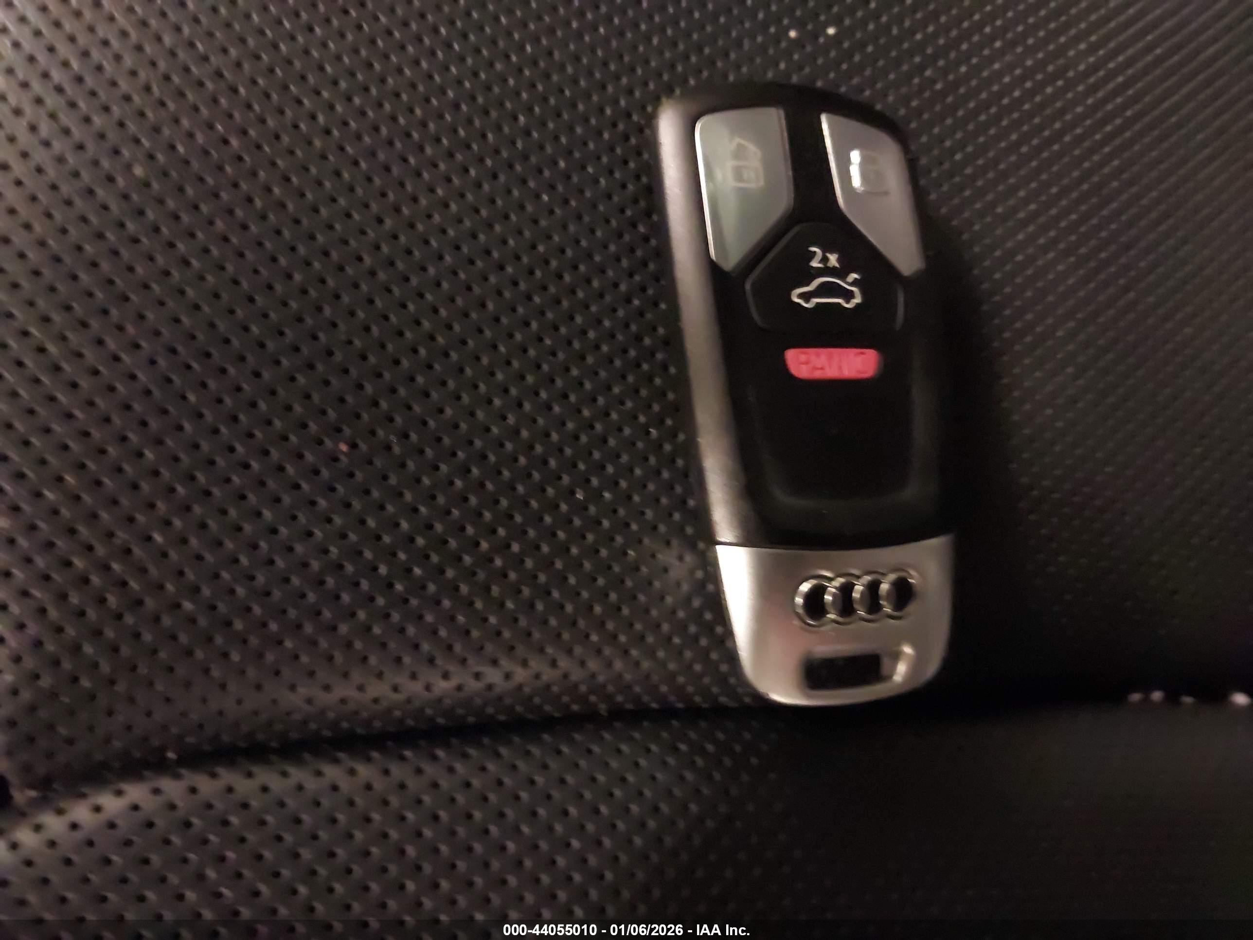 AUDI Q7 image 11