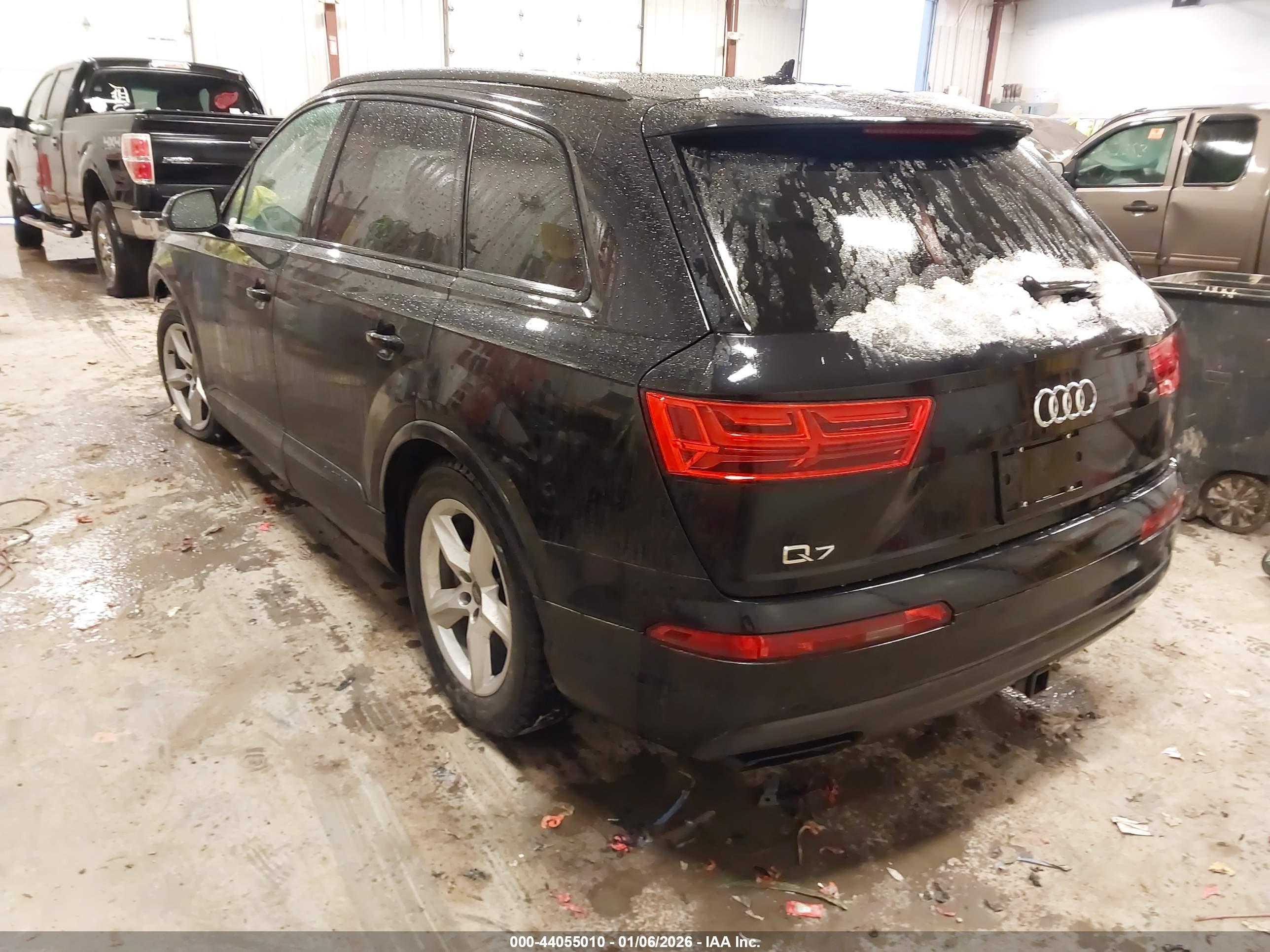 AUDI Q7 image 3