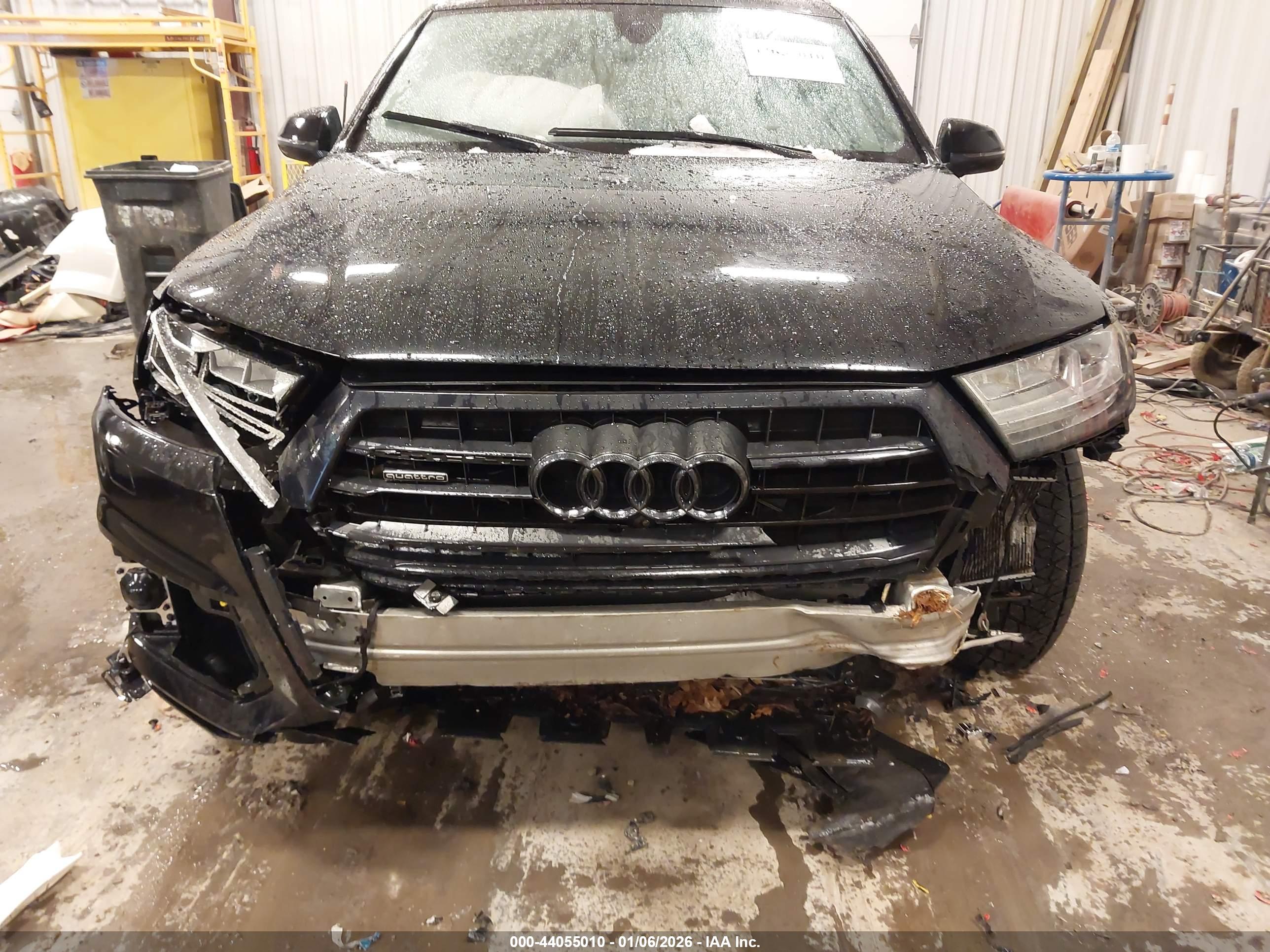 AUDI Q7 image 6