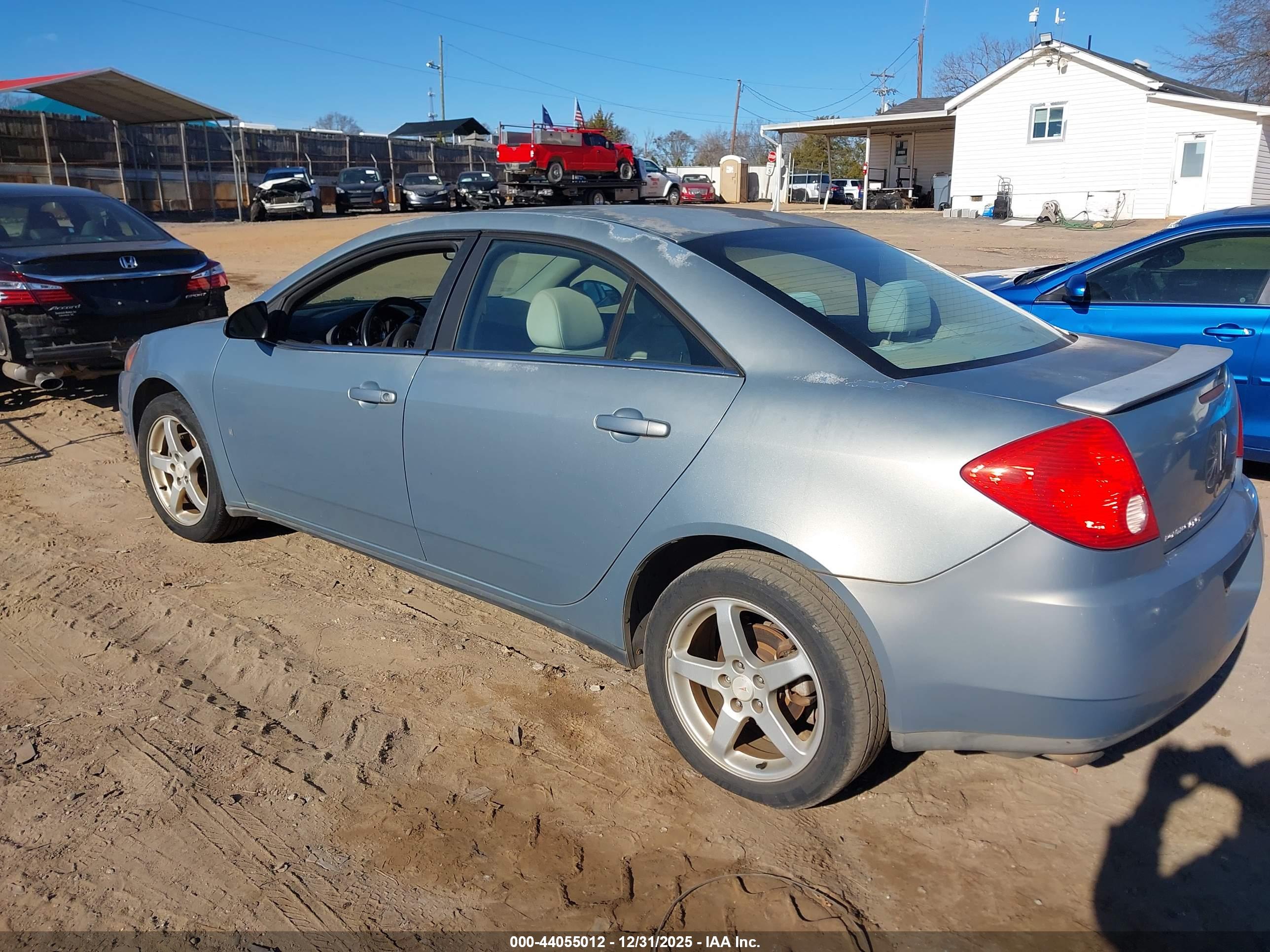 PONTIAC G6 image 3
