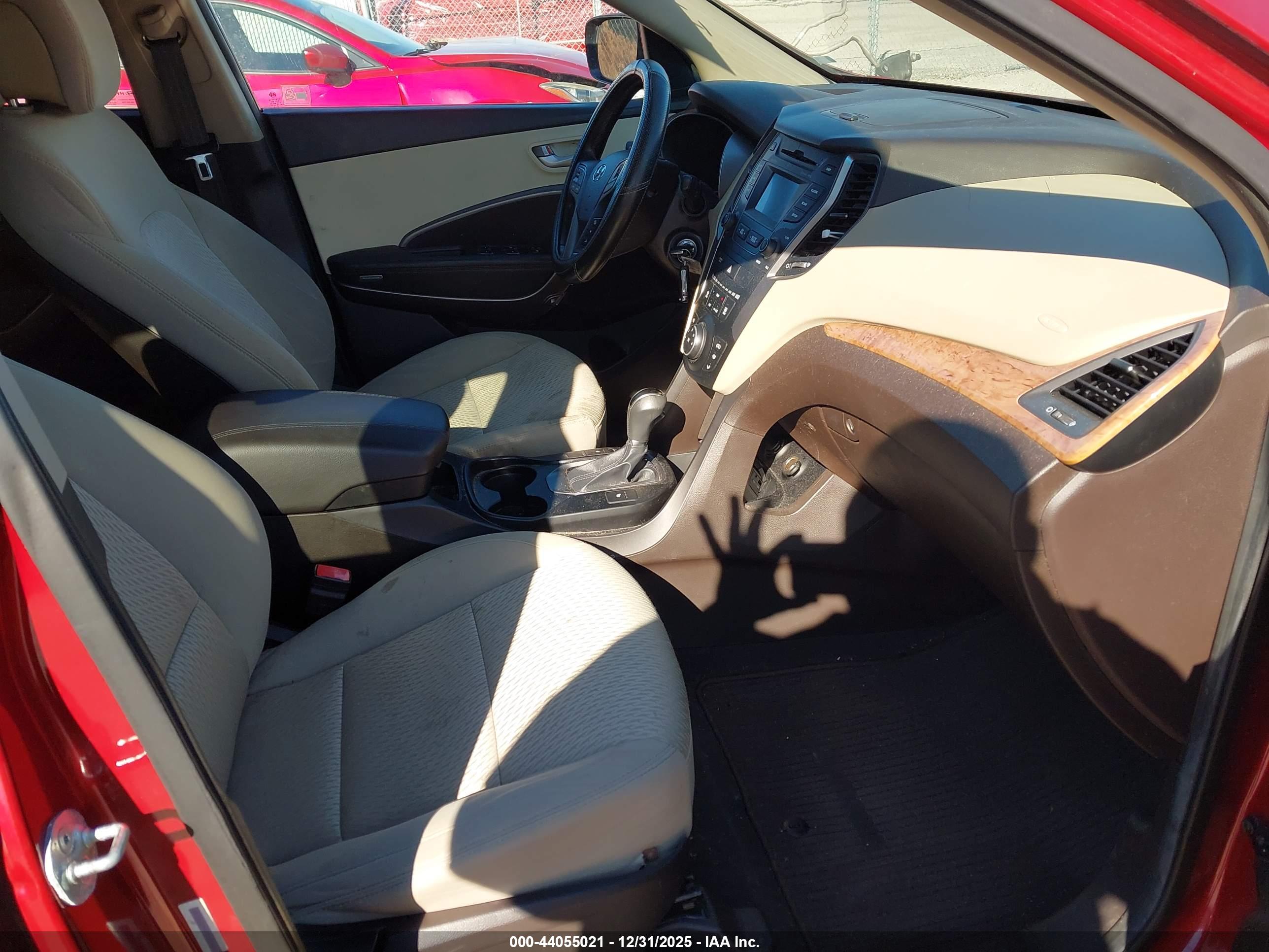 HYUNDAI SANTA image 5