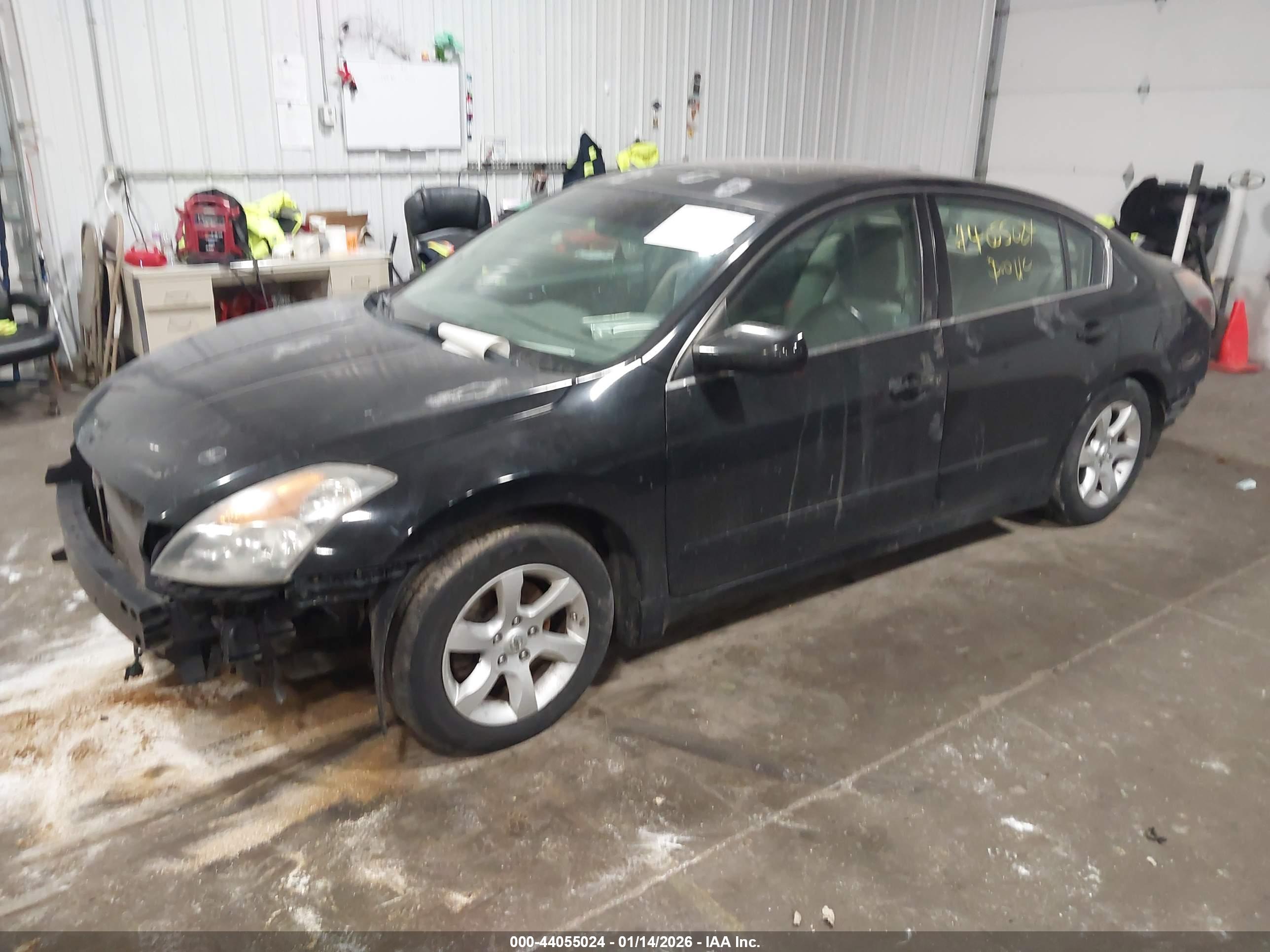 NISSAN ALTIMA image 2