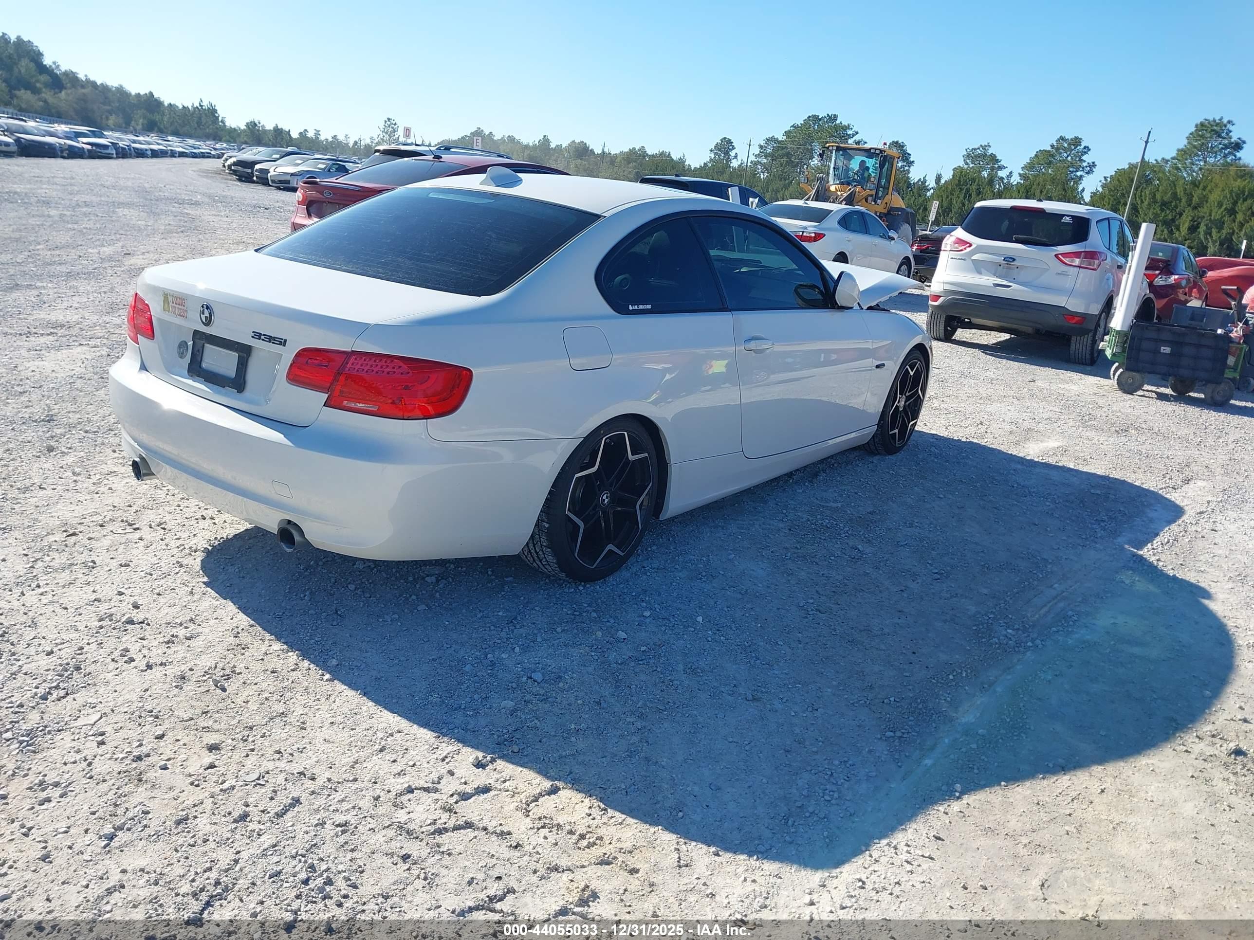 BMW 335I image 4