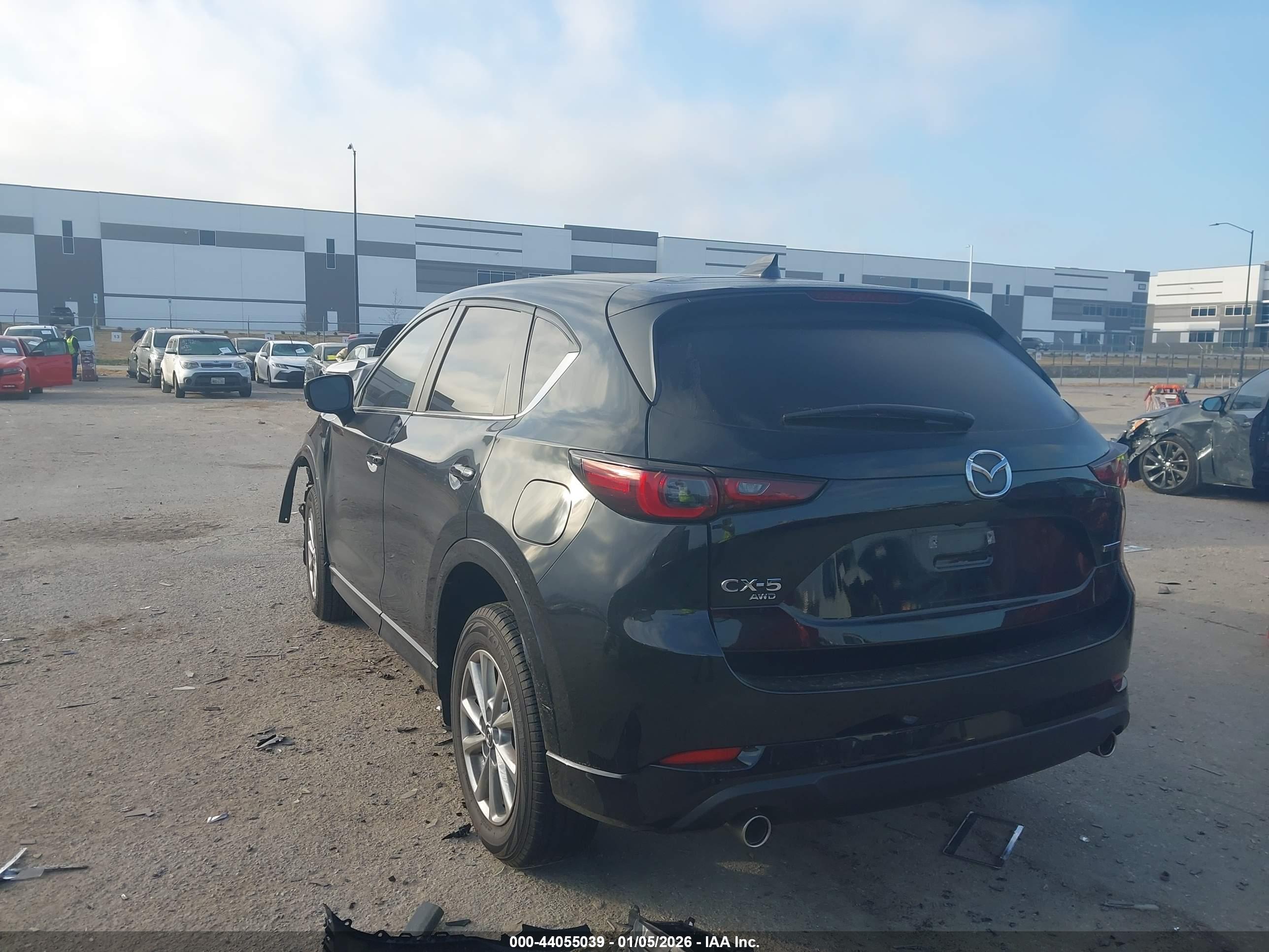 MAZDA CX-5 image 3