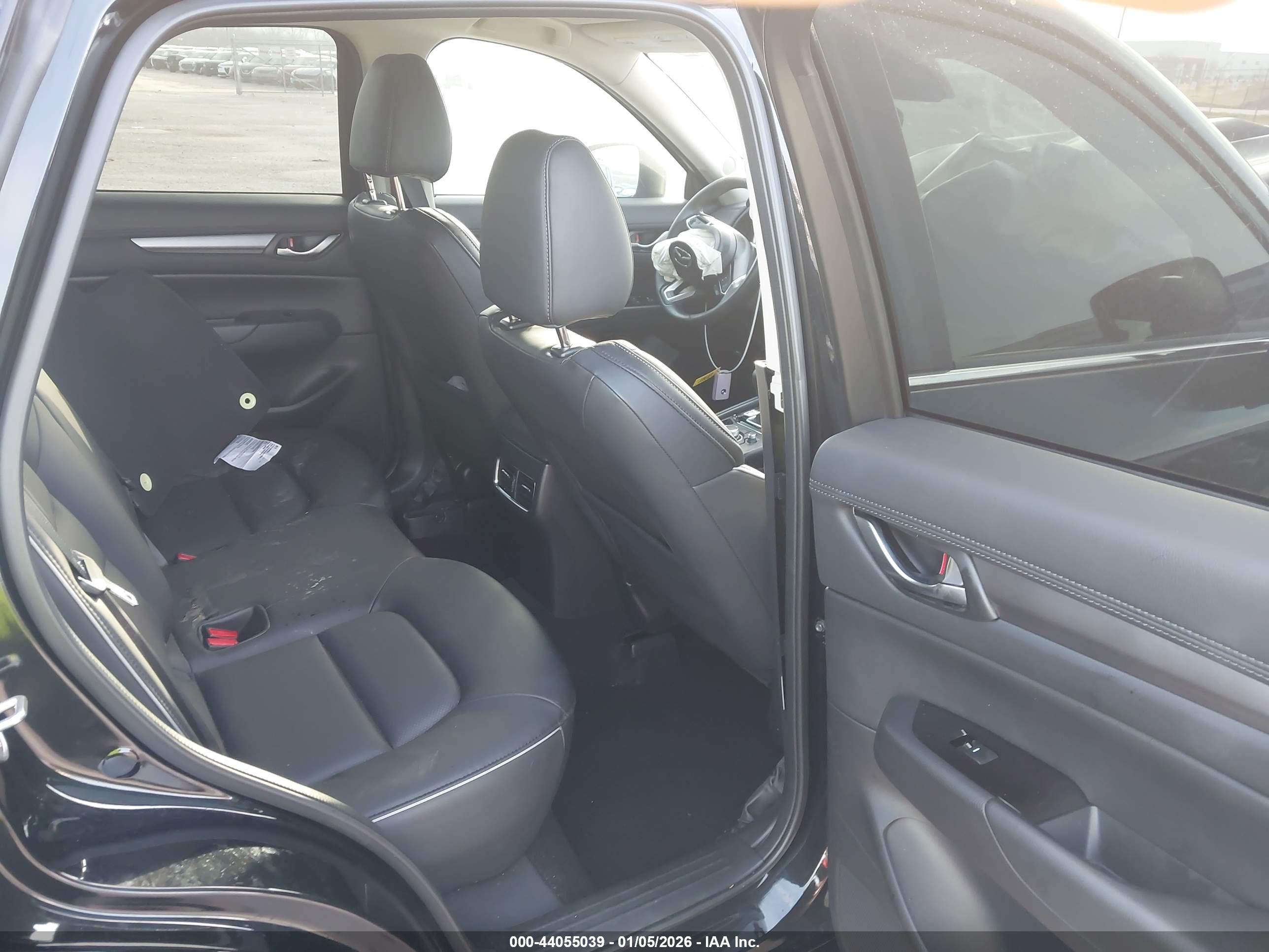 MAZDA CX-5 image 8