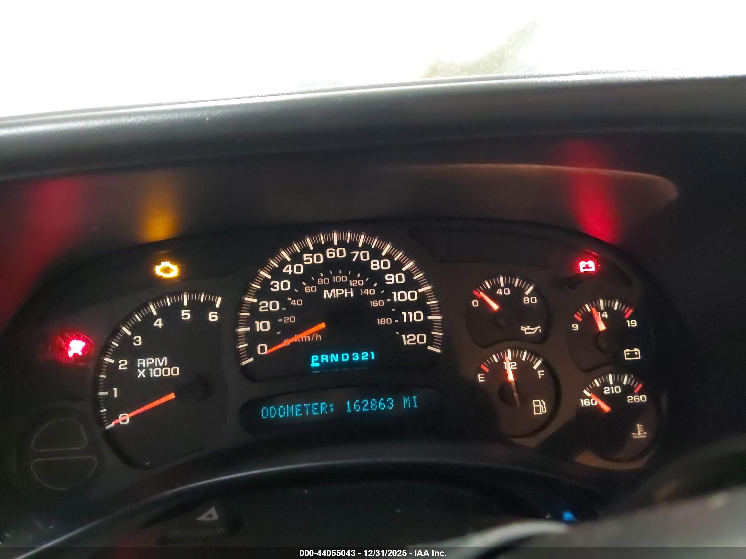 CHEVROLET SILVERADO image 7