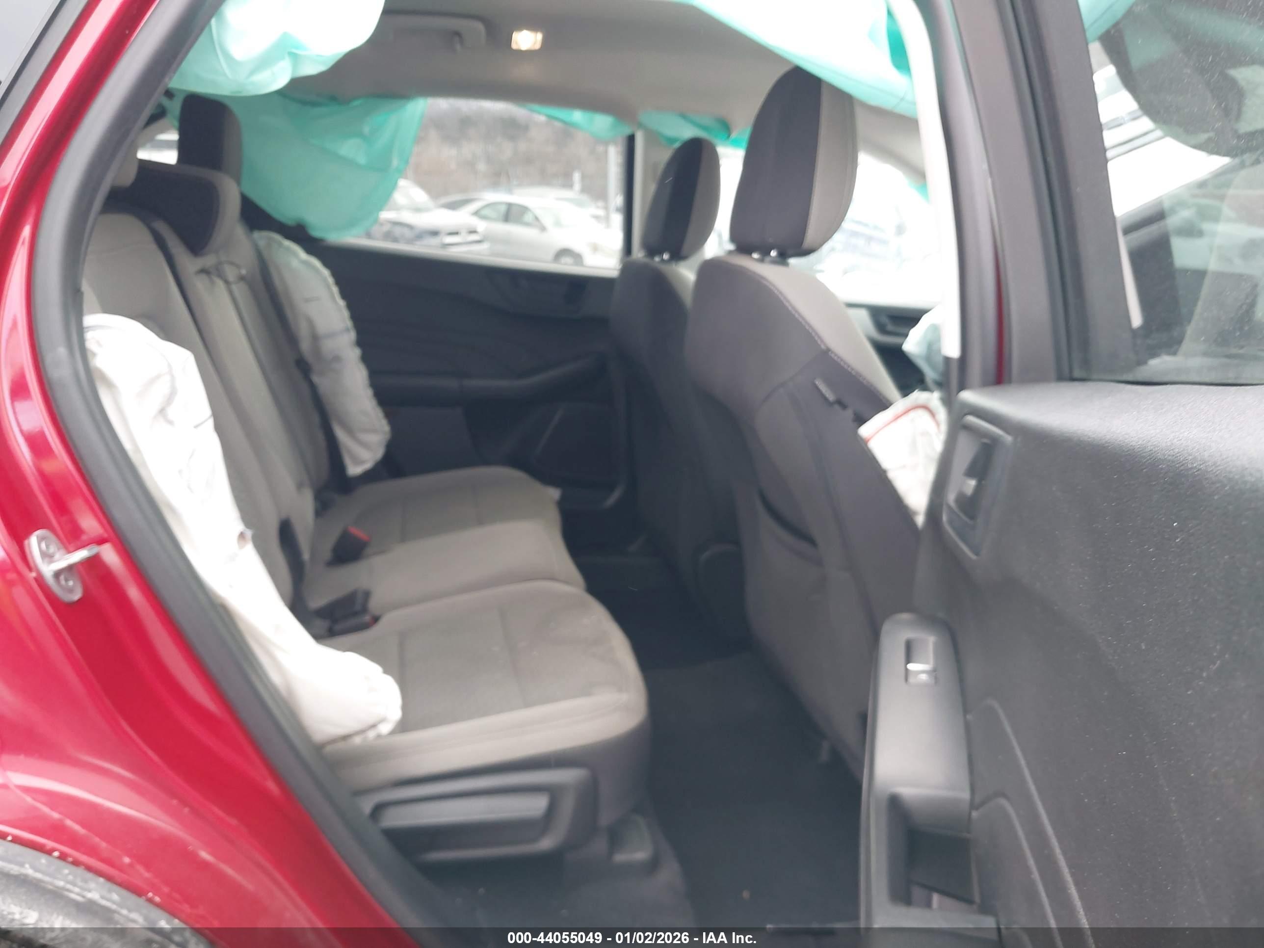 FORD ESCAPE image 8