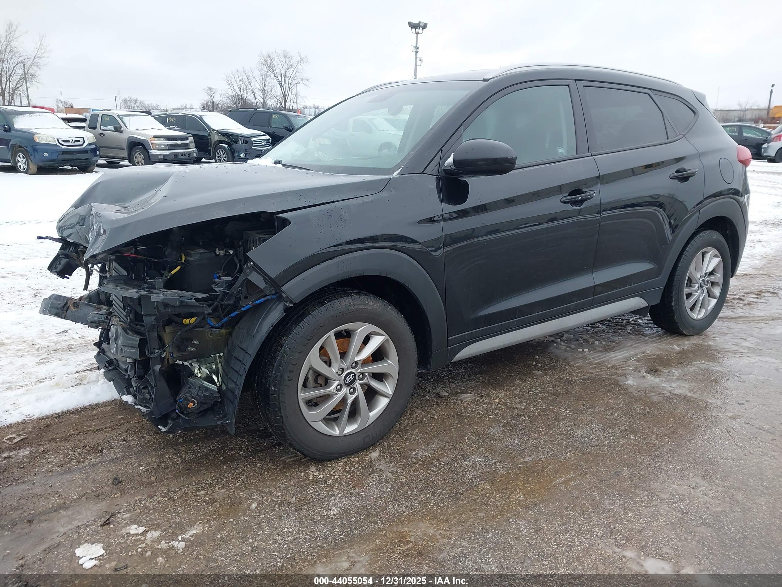 HYUNDAI TUCSON image 2