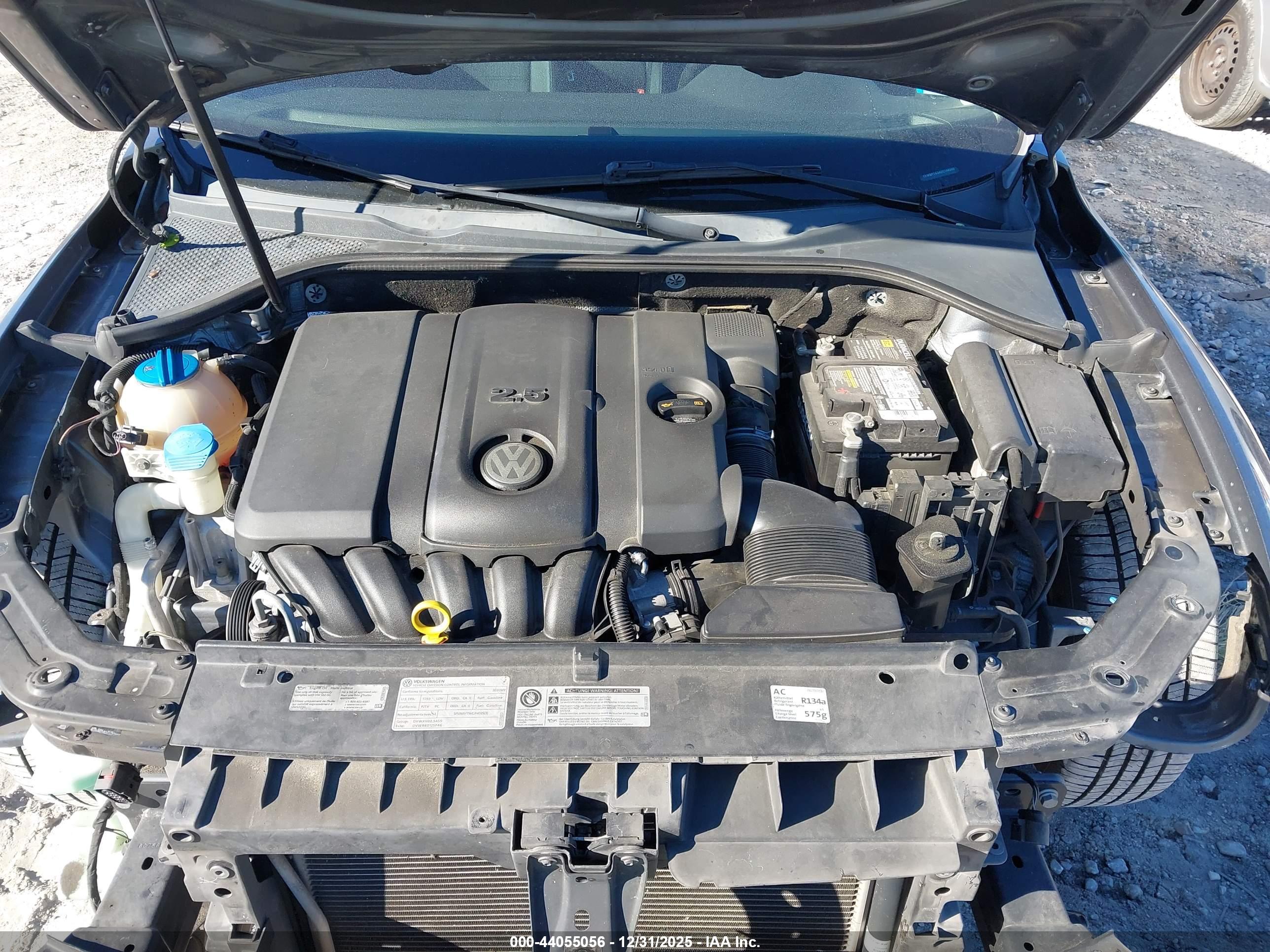 VOLKSWAGEN PASSAT image 10