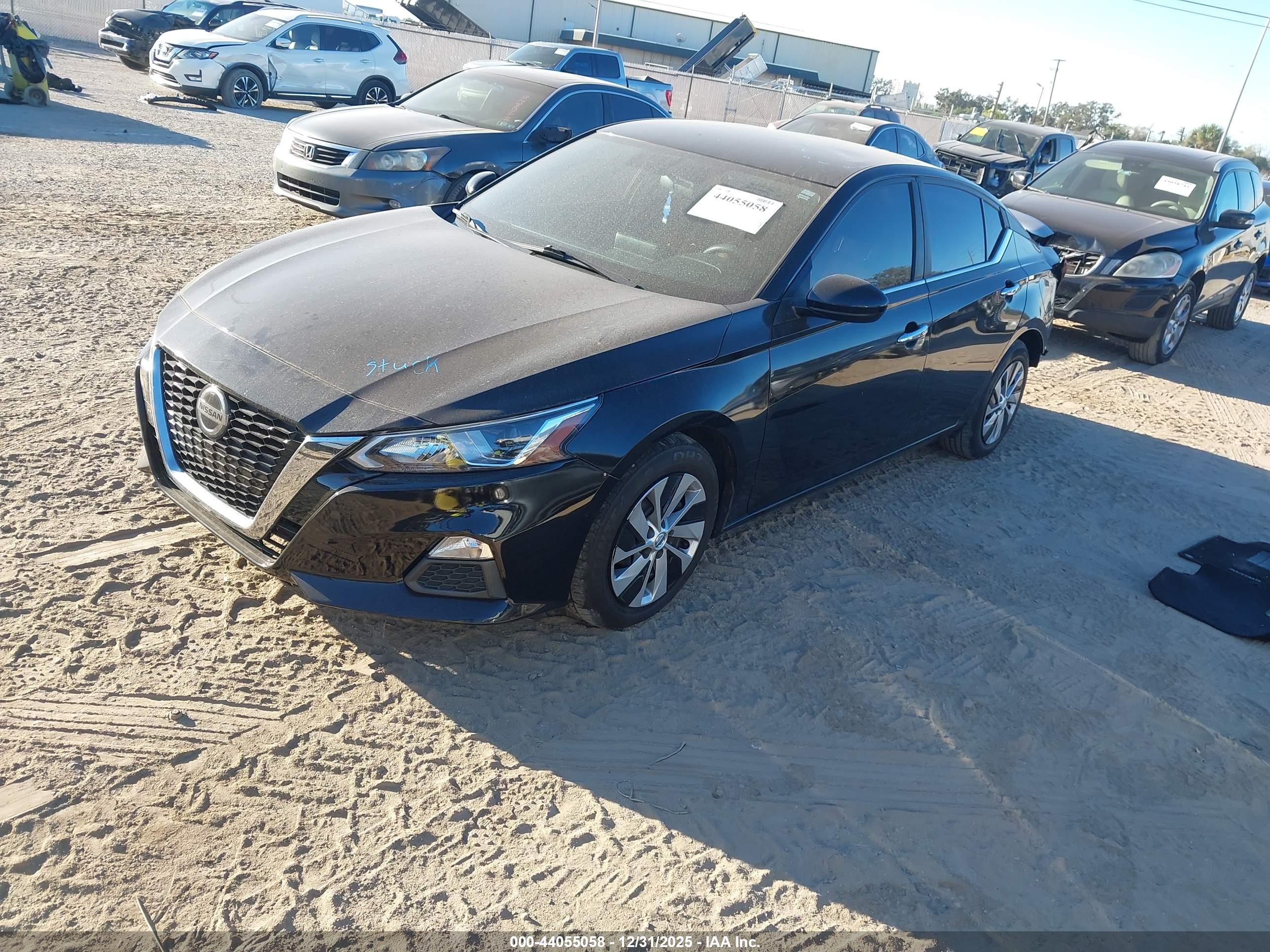 NISSAN ALTIMA image 2