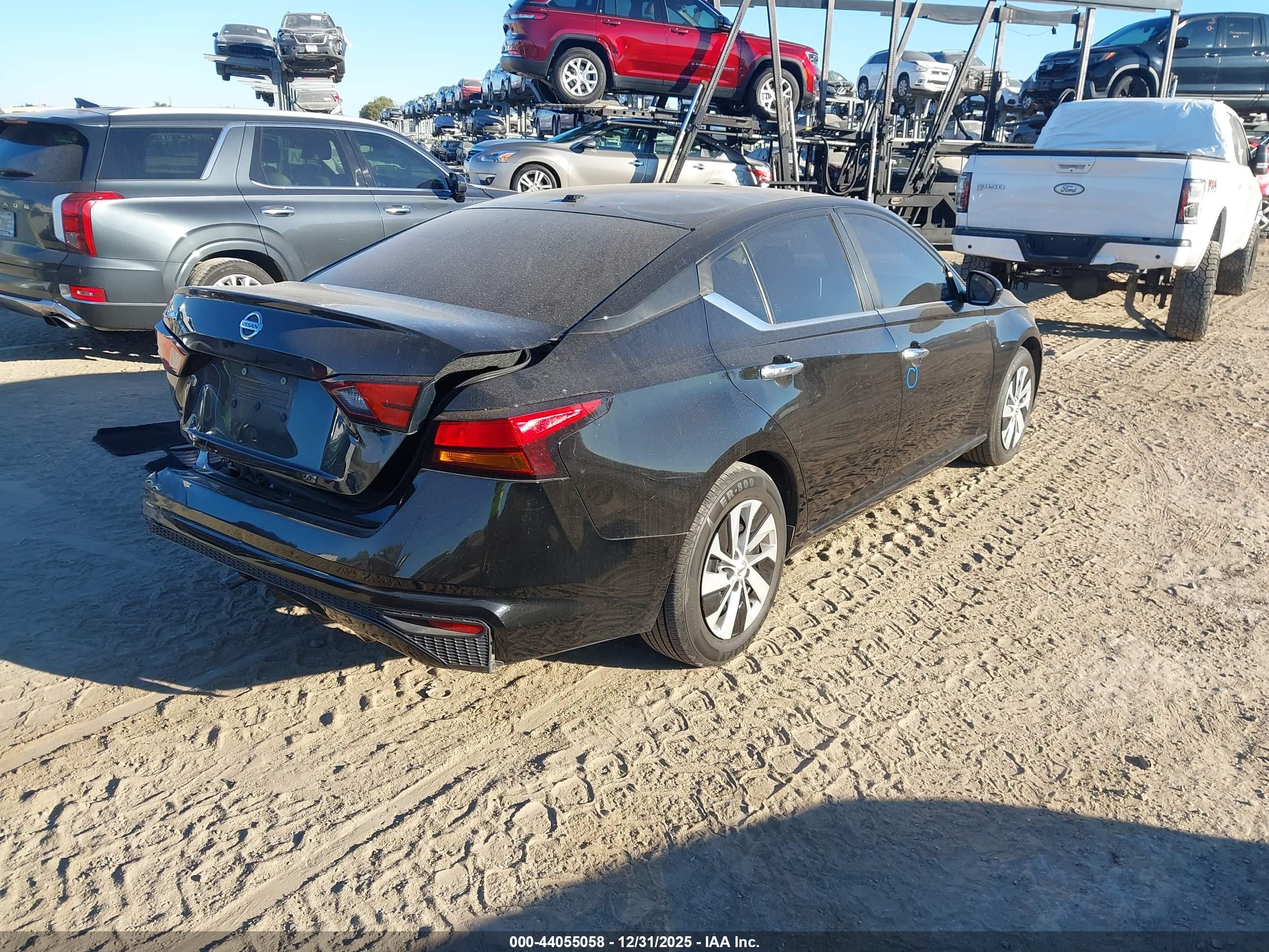 NISSAN ALTIMA image 4