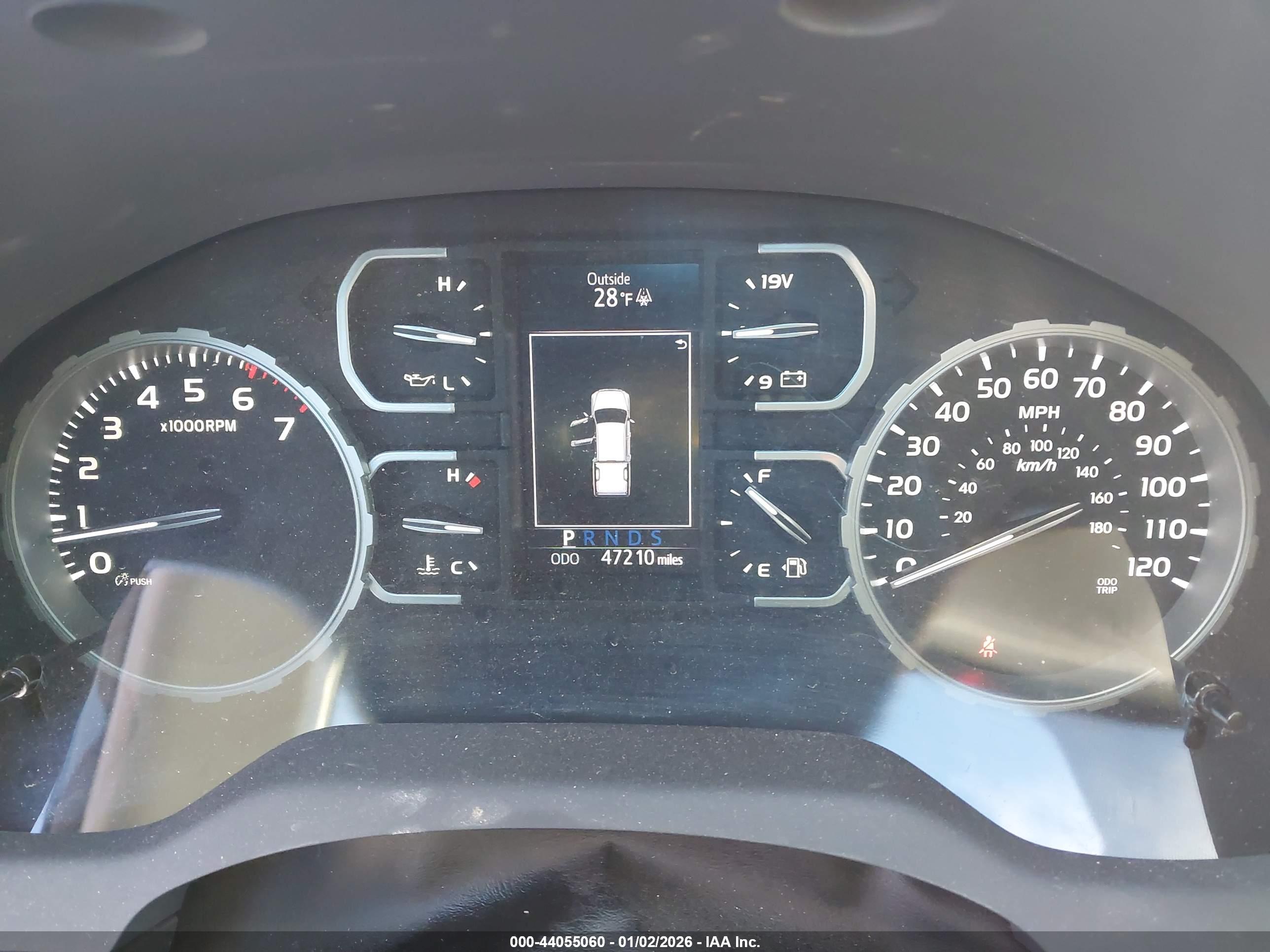 TOYOTA TUNDRA image 7