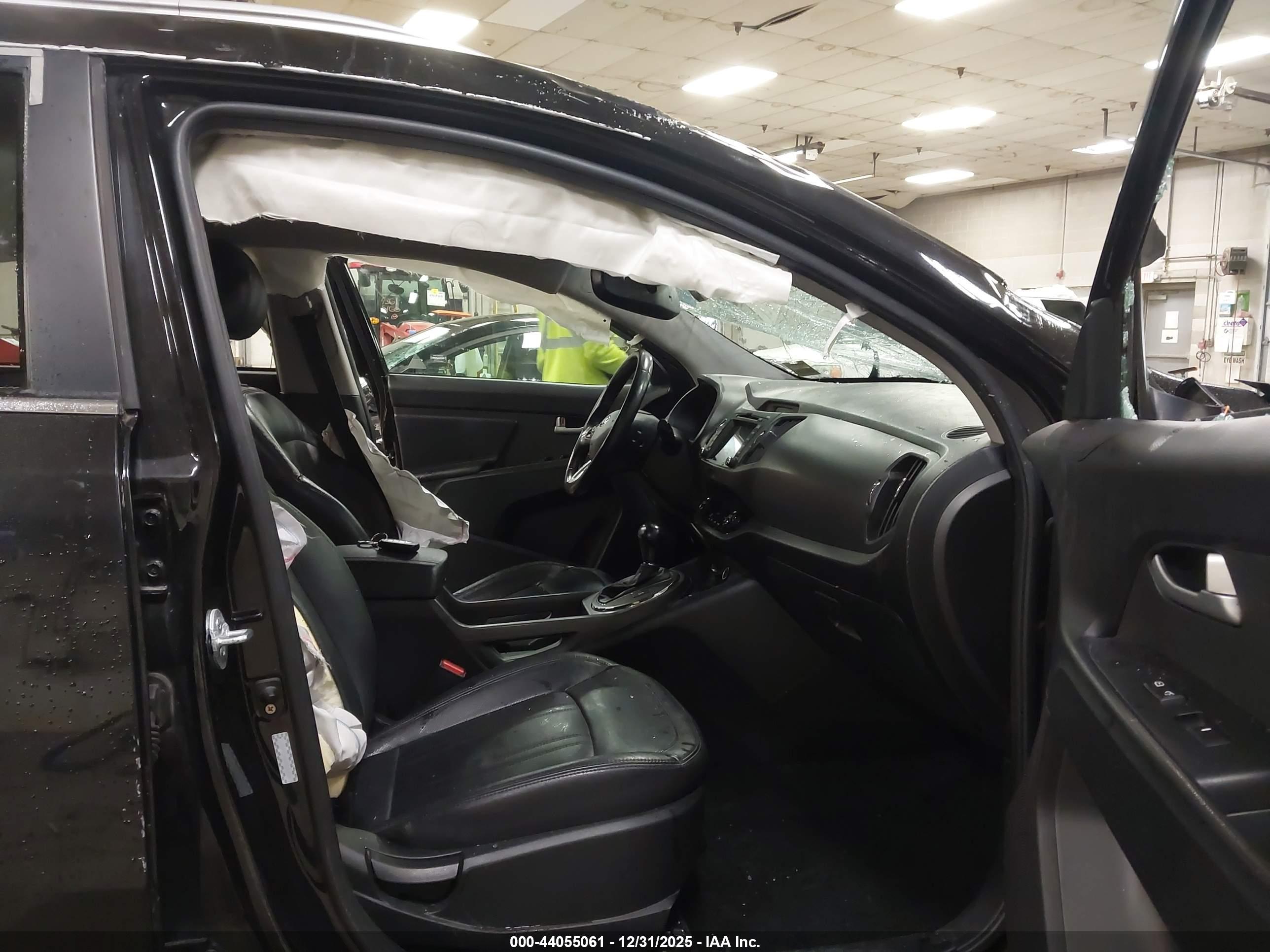 KIA SPORTAGE image 5